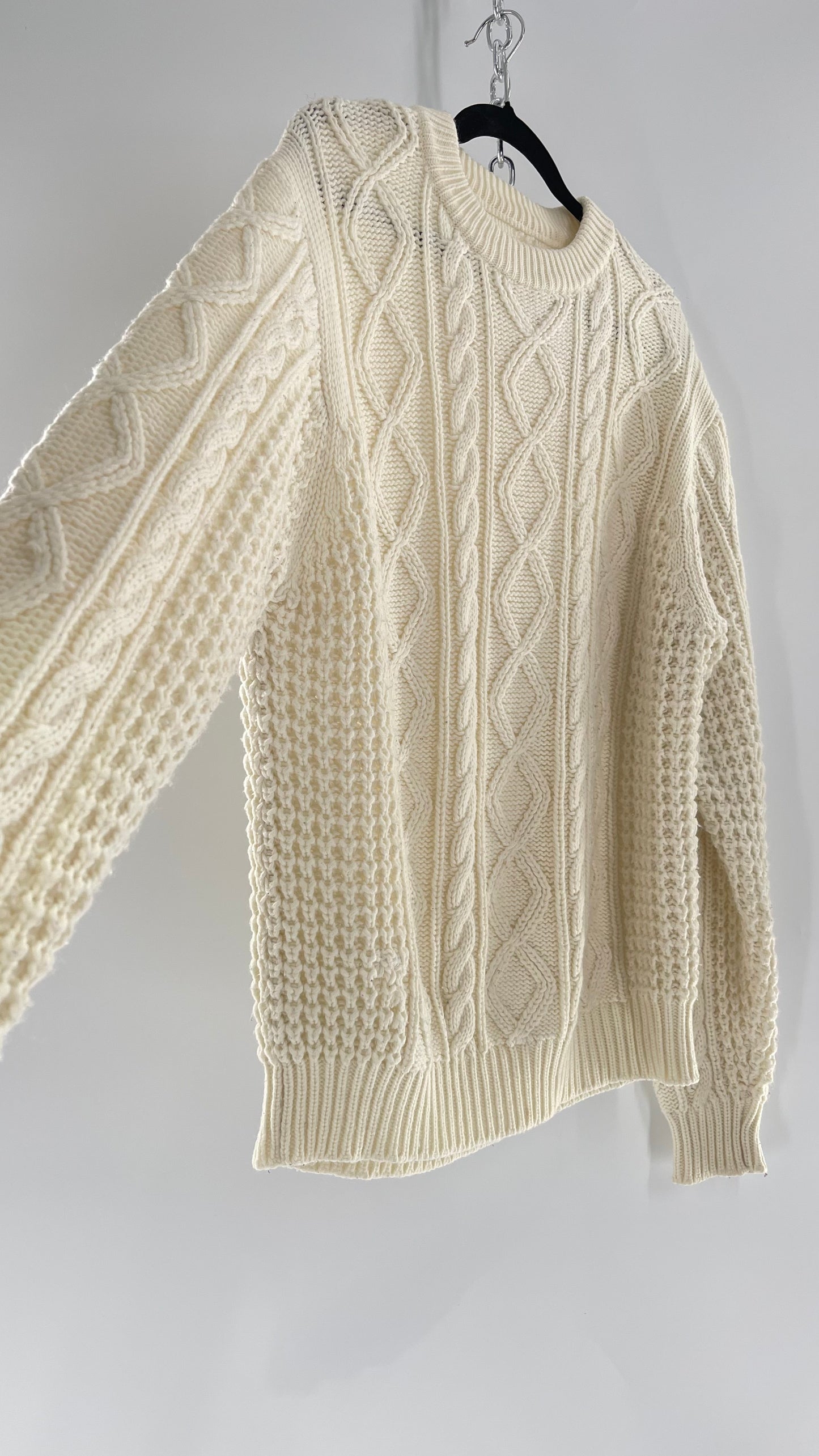Vintage Ivory Cableknit Slouchy Sweater (Large)