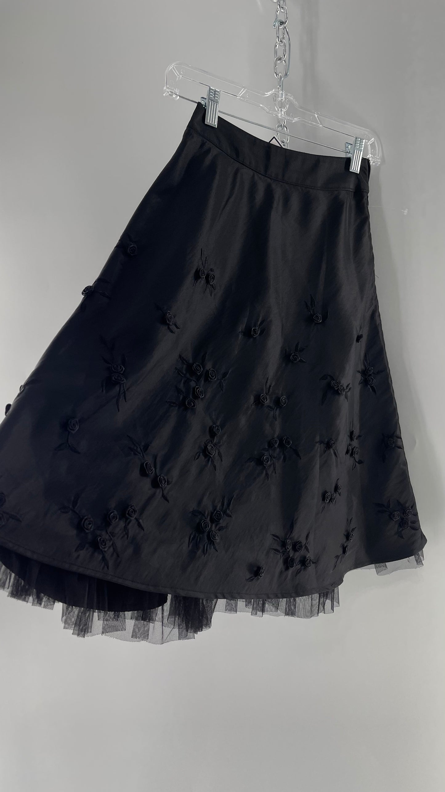 Vintage Josephine Chaus Petite Black Skirt with Rosettes and Mesh Underlay (6P)