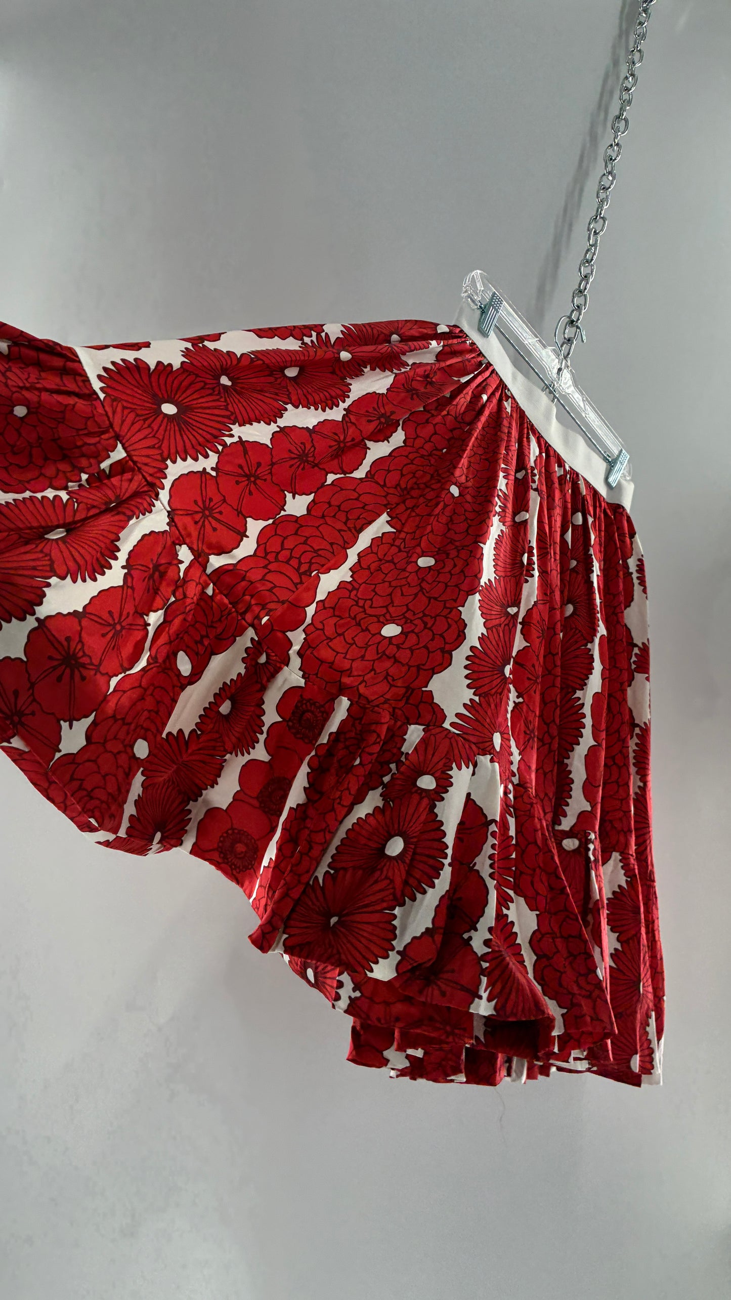 BALTIC BØRN Voluminous Red Floral Circle Skirt (XL)