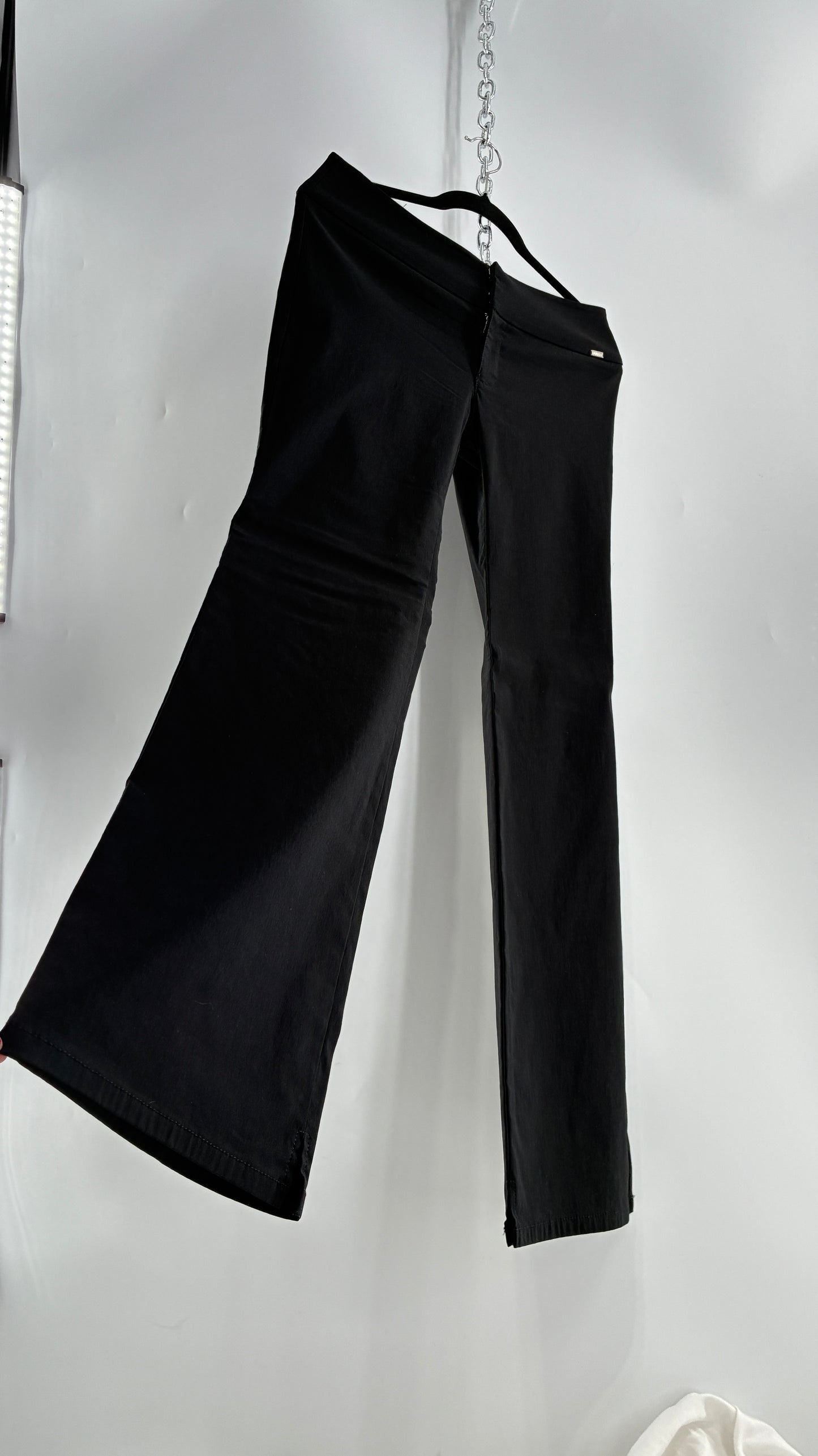 Vintage 1990s GUESS Stretch Low Rise Thick Waistband Black Kickflare (29)
