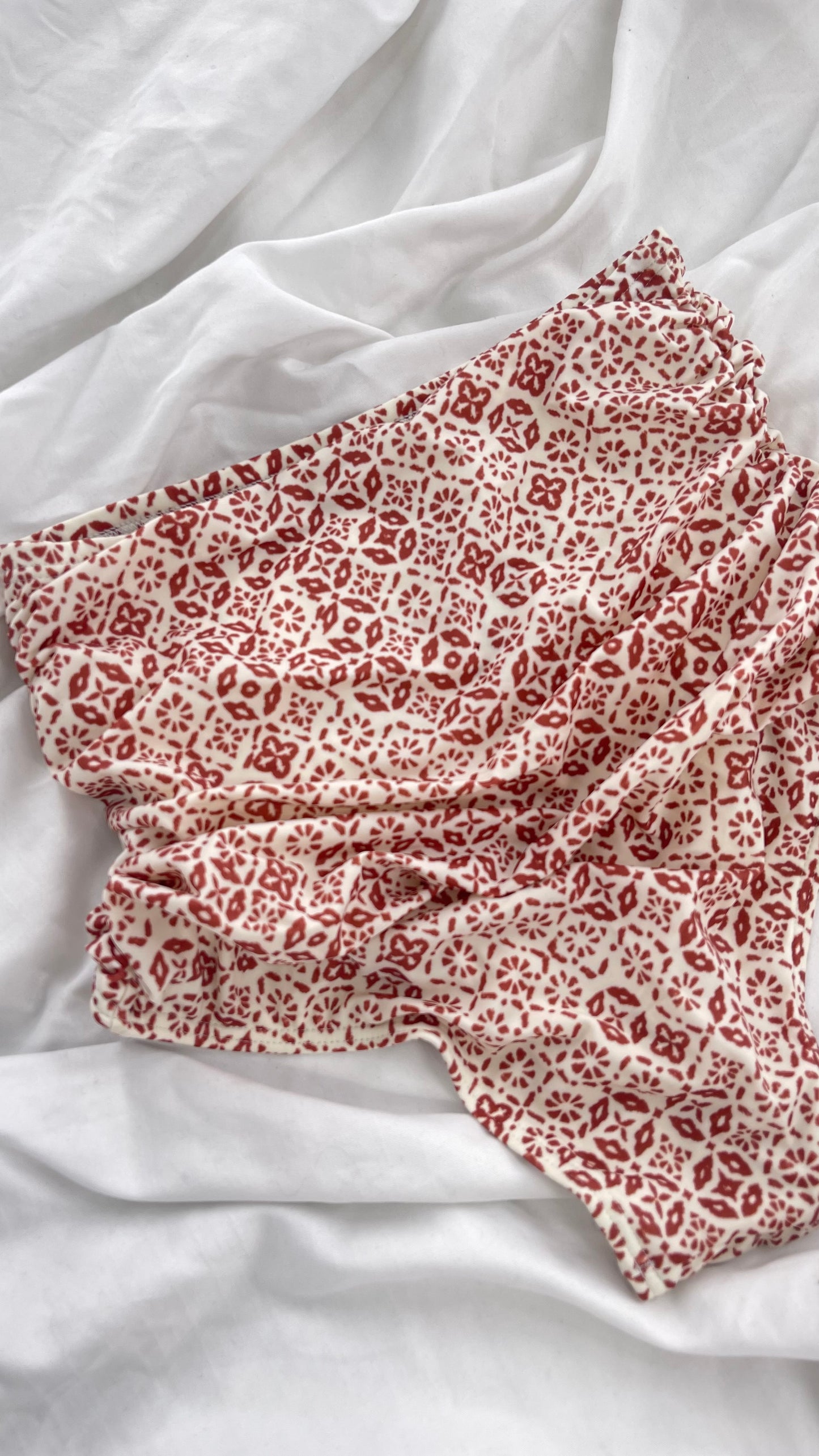 Urban Outfitters Out From Under Ruched High Waist Swim Bottoms (Small)