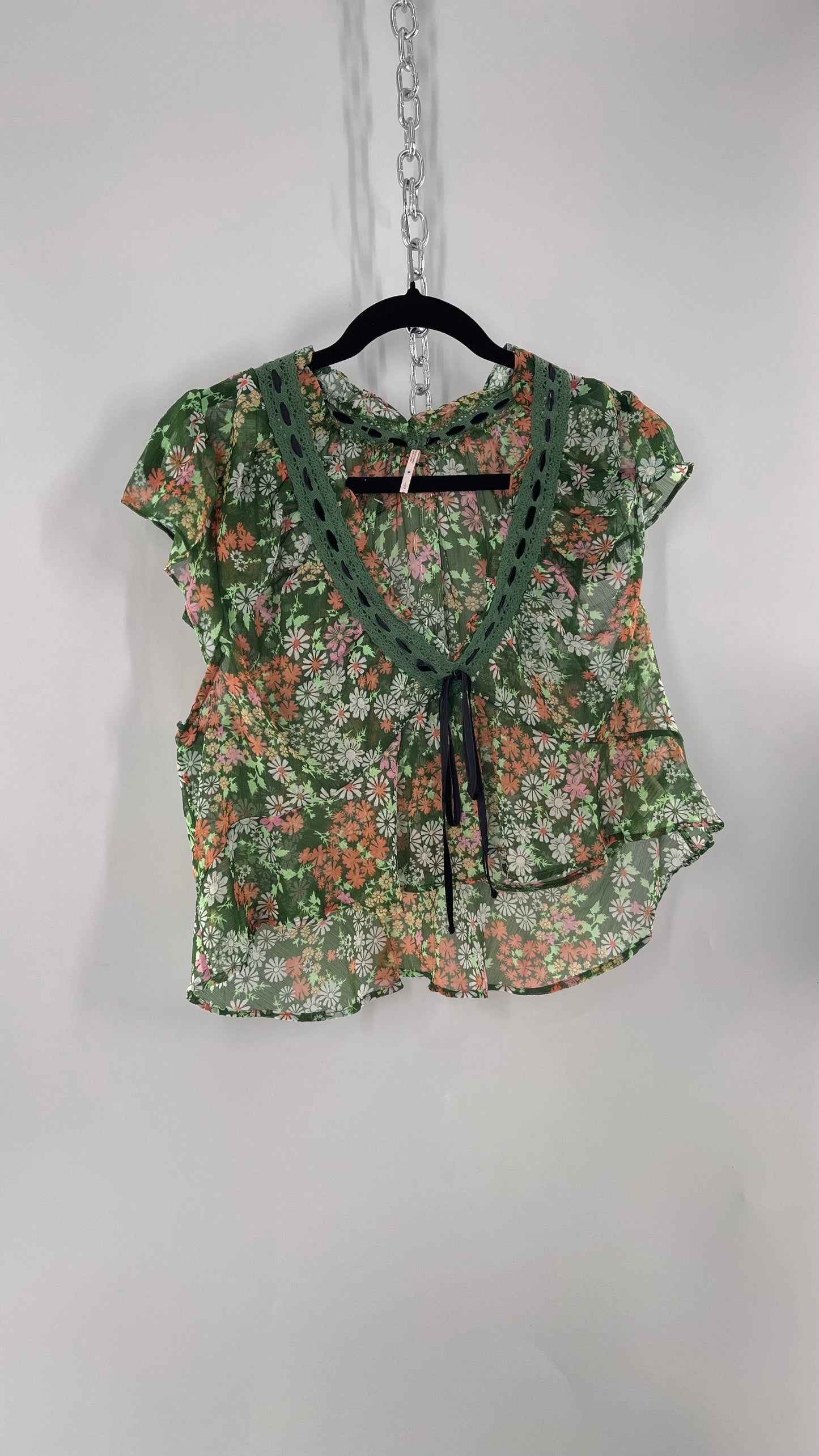 Free People Green Floral Blouse with Green Lace Neckline and Black Velvet Ribbon (Large)