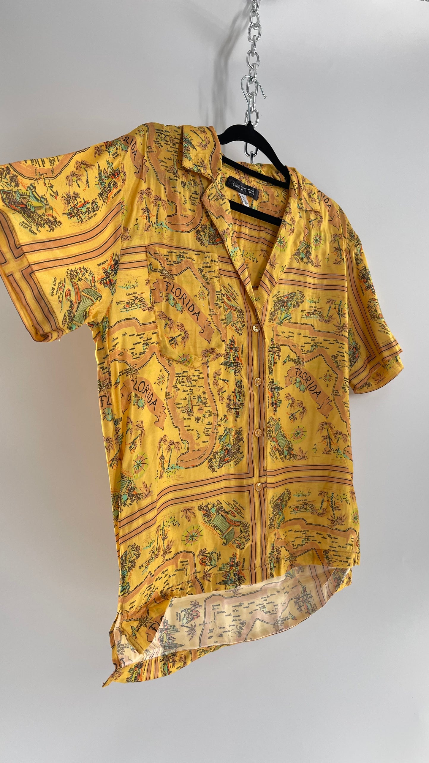 Urban Outfitters Yellow Old School Map of Florida Men’s Button Up (Small)
