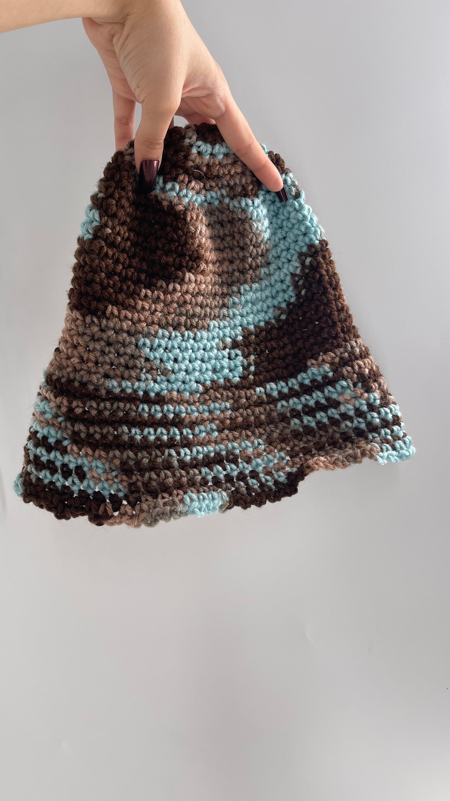 Vintage Hand knit Bucket Hat Blue/Brown