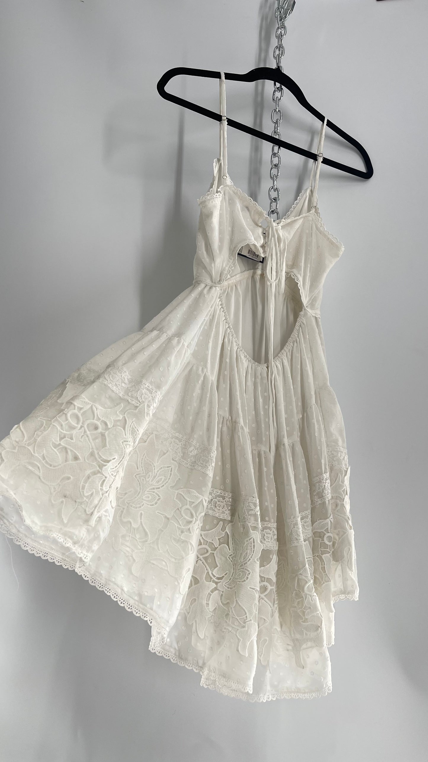 INA Voluminous White Tiered Open Back Mini Dress with Lace Trim (M)
