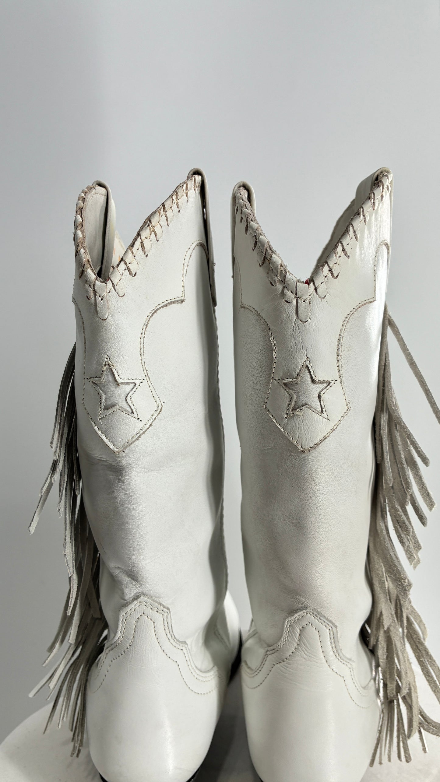 Deadstock Vintage ACME White Cowboy Boots with Braided Cuff, Fringe Sides(6)