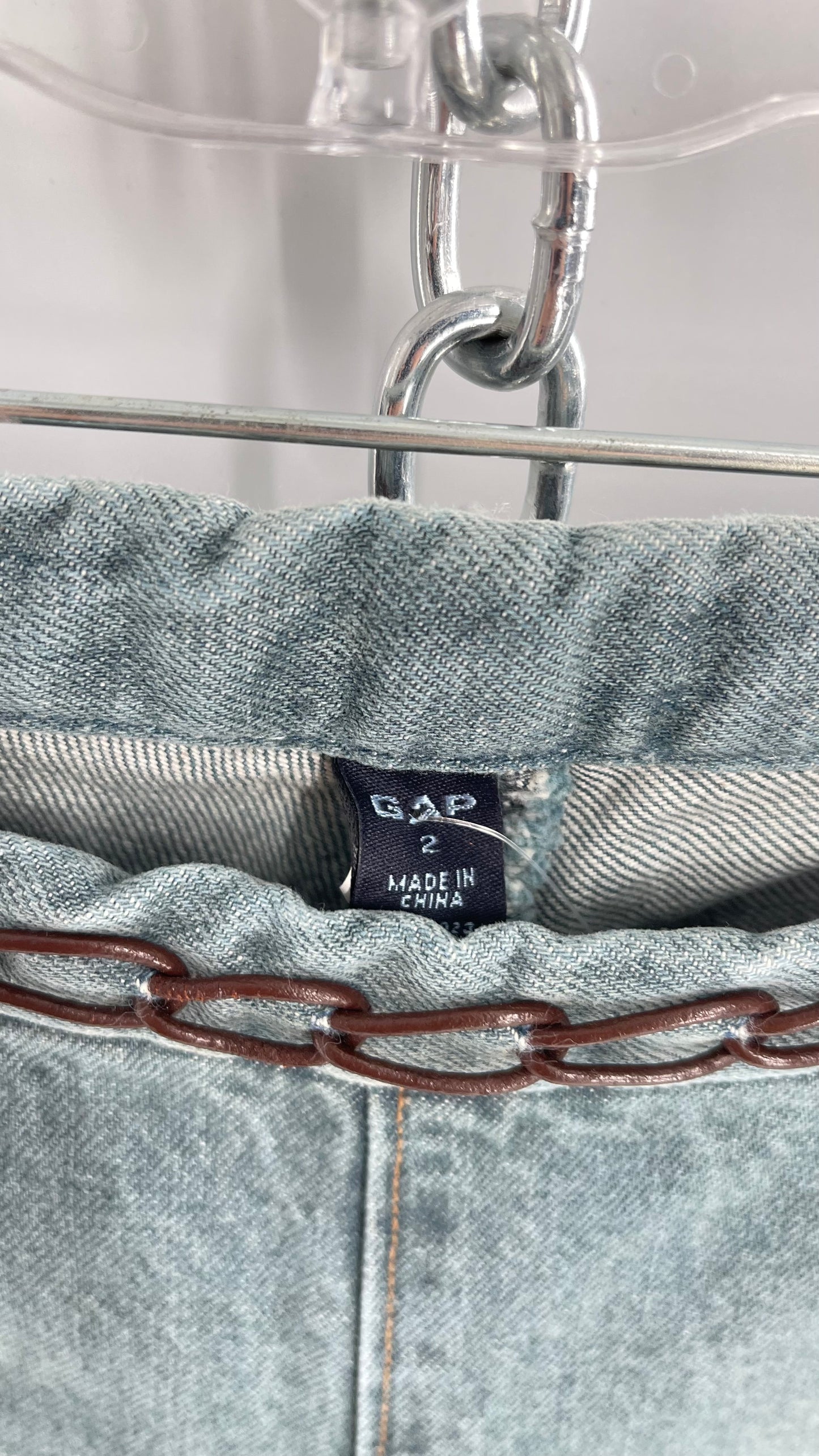 Vintage GAP Light Wash Denim Kick Flares with Bronze Chain Link Waistline (2)