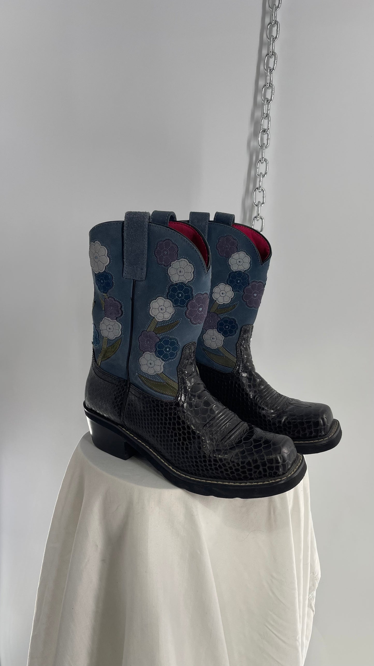 Vintage Ariat Square Toe Boots with Suede Blue Flowers (11)