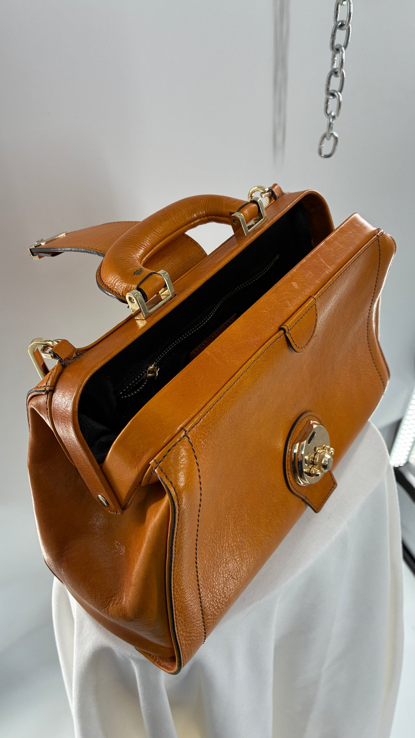 Vintage DIVINA FIRENZE Orange Genuine Leather Briefcase Style Purse