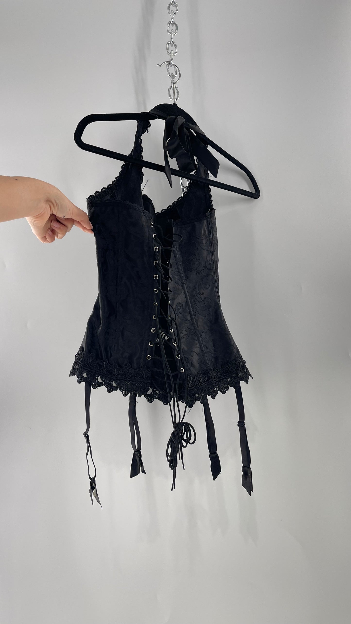 Vintage Fredericks of Hollywood Black Satin Brocade Lace Corset with Lace Tie Halter (32)
