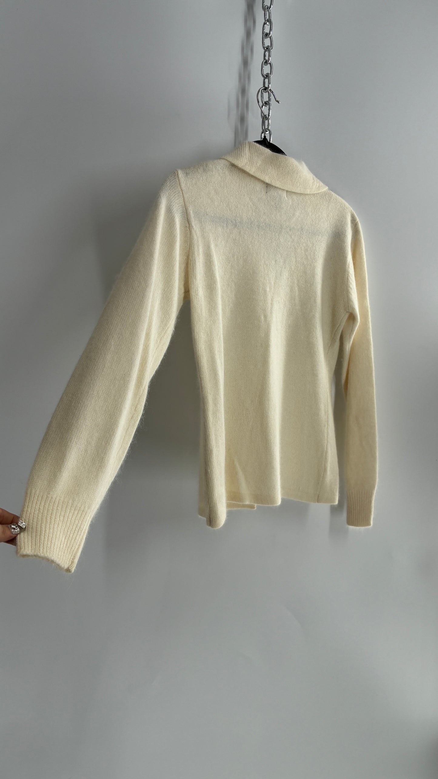 Vintage TAKEOUT Angora Rabbit Fur Blend White Cardigan (Medium)