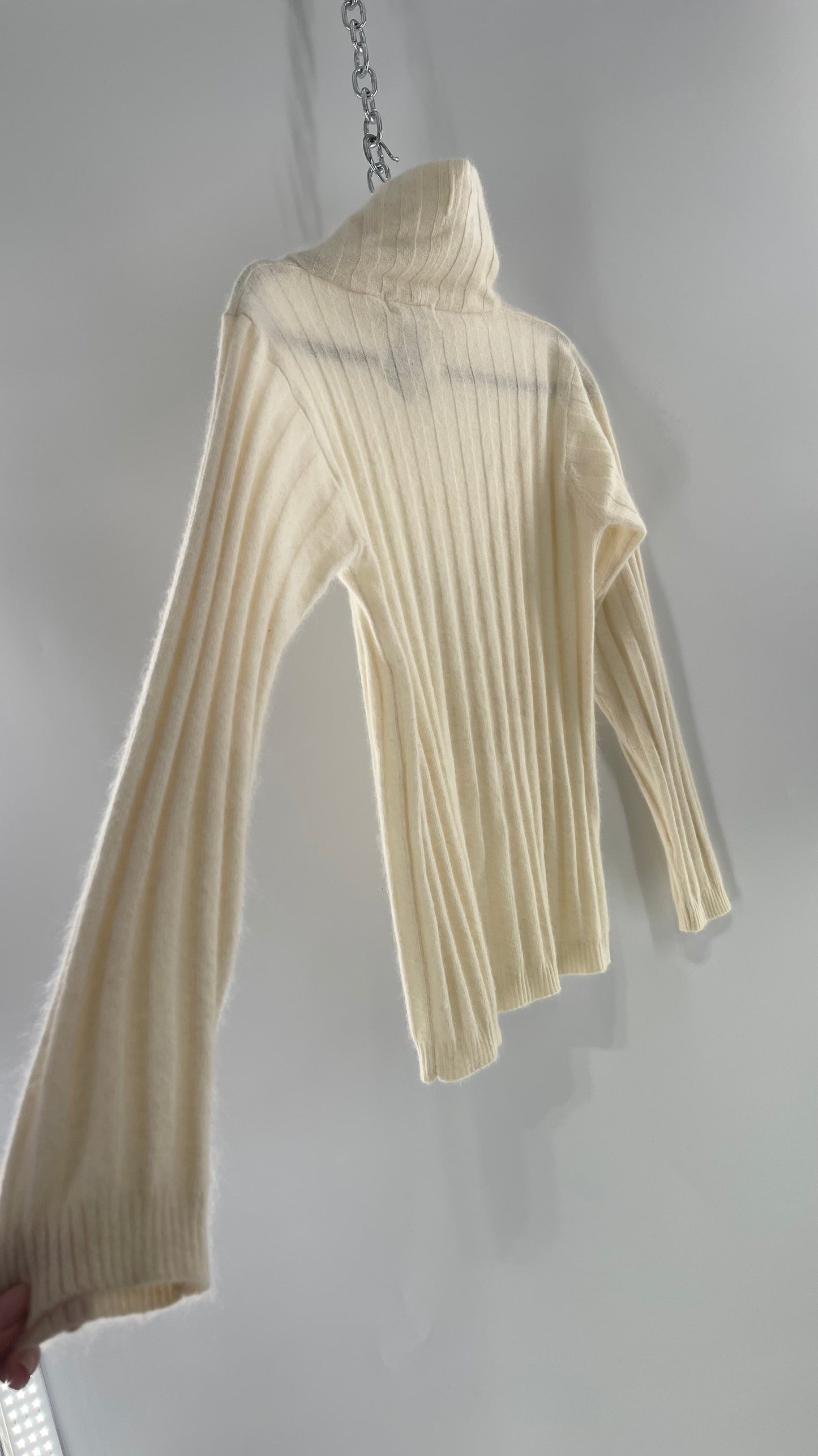 Vintage Ellen Tracy 70% Lamb Wool 20% Rabbit Turtle Neck Sweater (S)