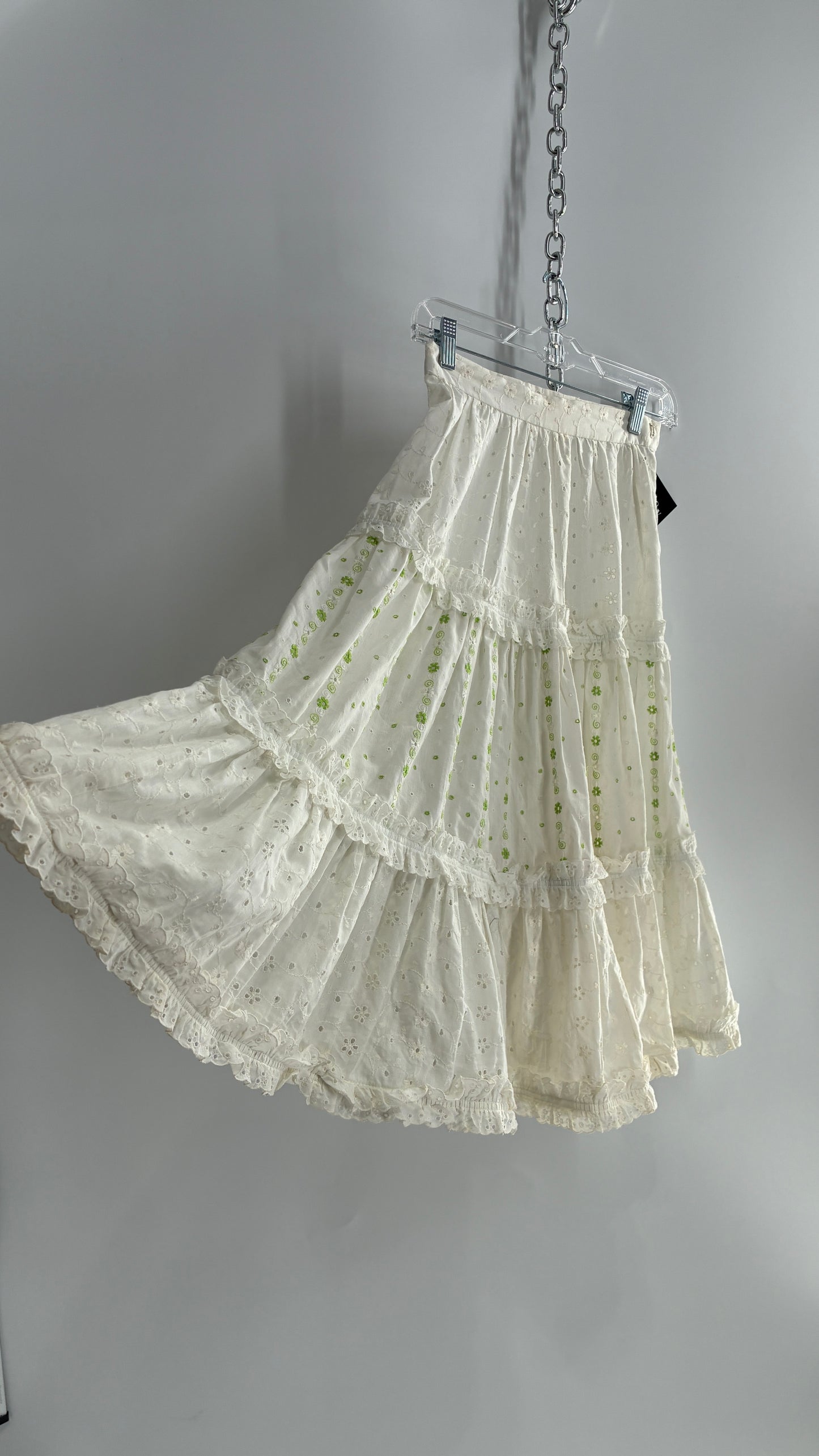 Vintage White Eyelet Lace Tiered Skirt with Ruffled Lace and Green Floral Embroidery (XS)