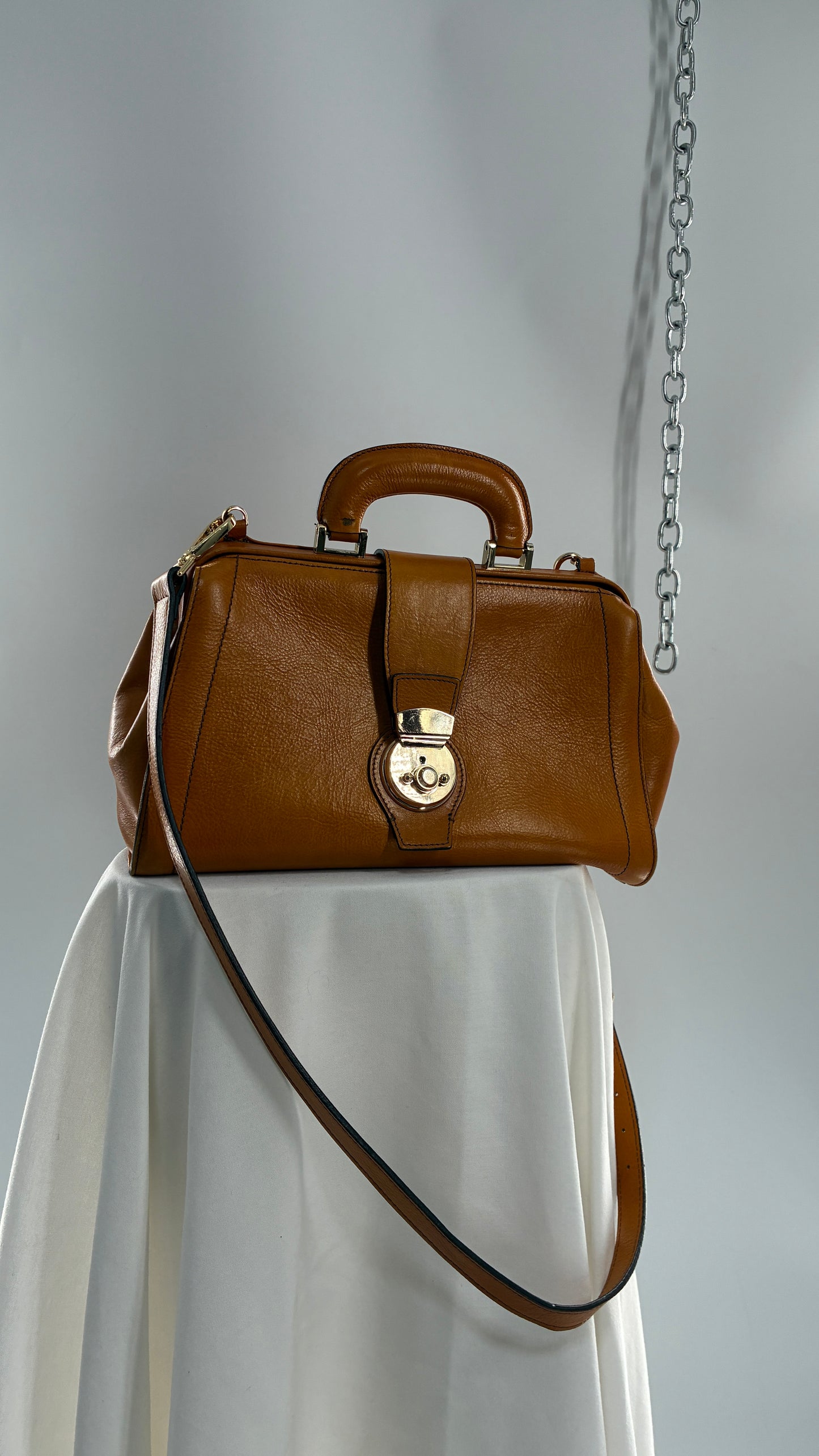 Vintage DIVINA FIRENZE Orange Genuine Leather Briefcase Style Purse