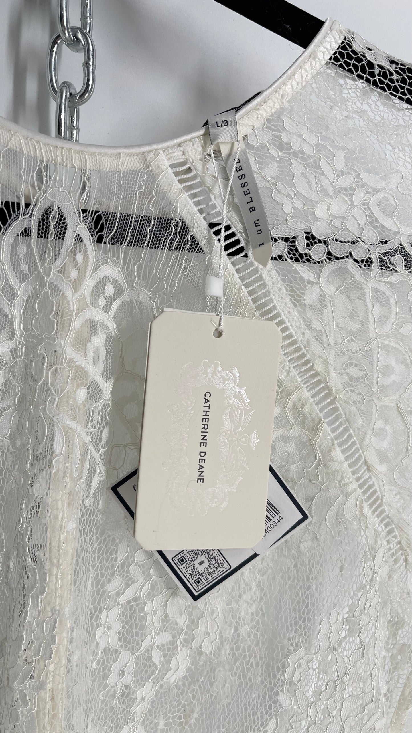 Catherine Deane ITÁLIA White Lace Button Back Short Sleeve Topper Covered in Beading with Tags Attached (Large)