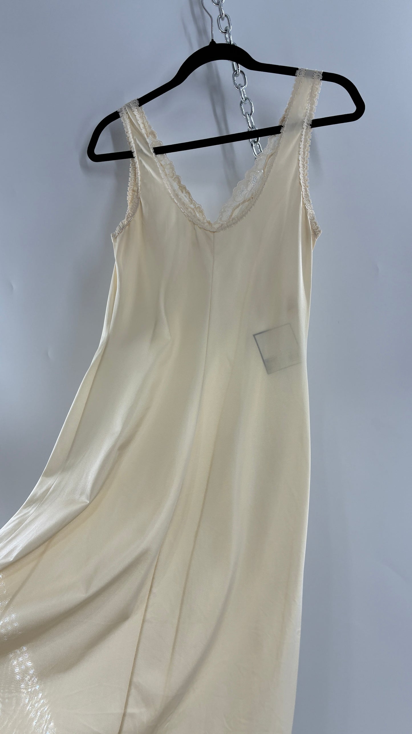 Vintage 1960s JENELLE of CALIFORNIA Slip Lace Trimmed Dress (Small)