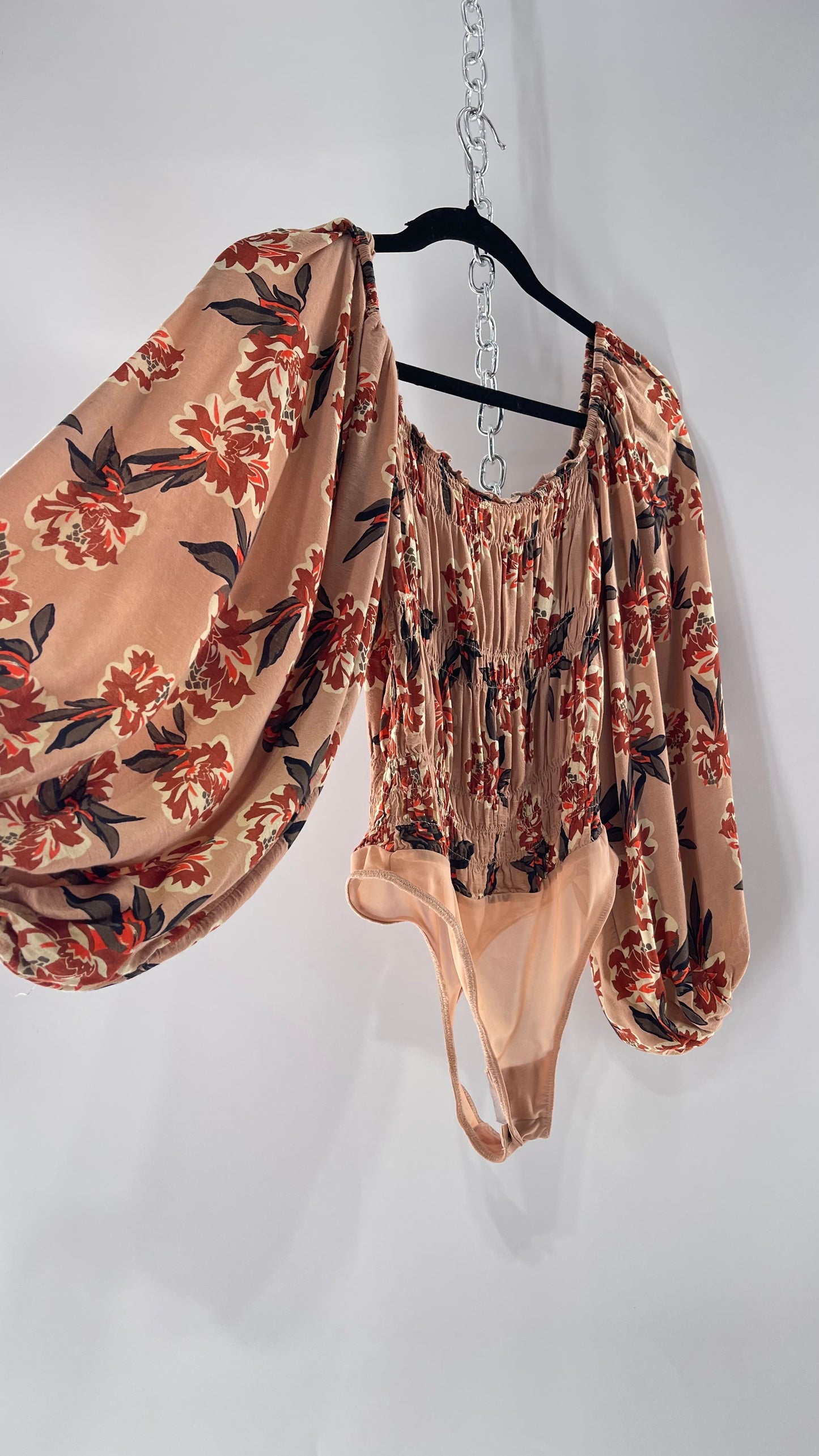 Free People Dusty Pink Smocked Floral Bodysuit with Dramatic Excessive Bubble Sleeves (XS)
