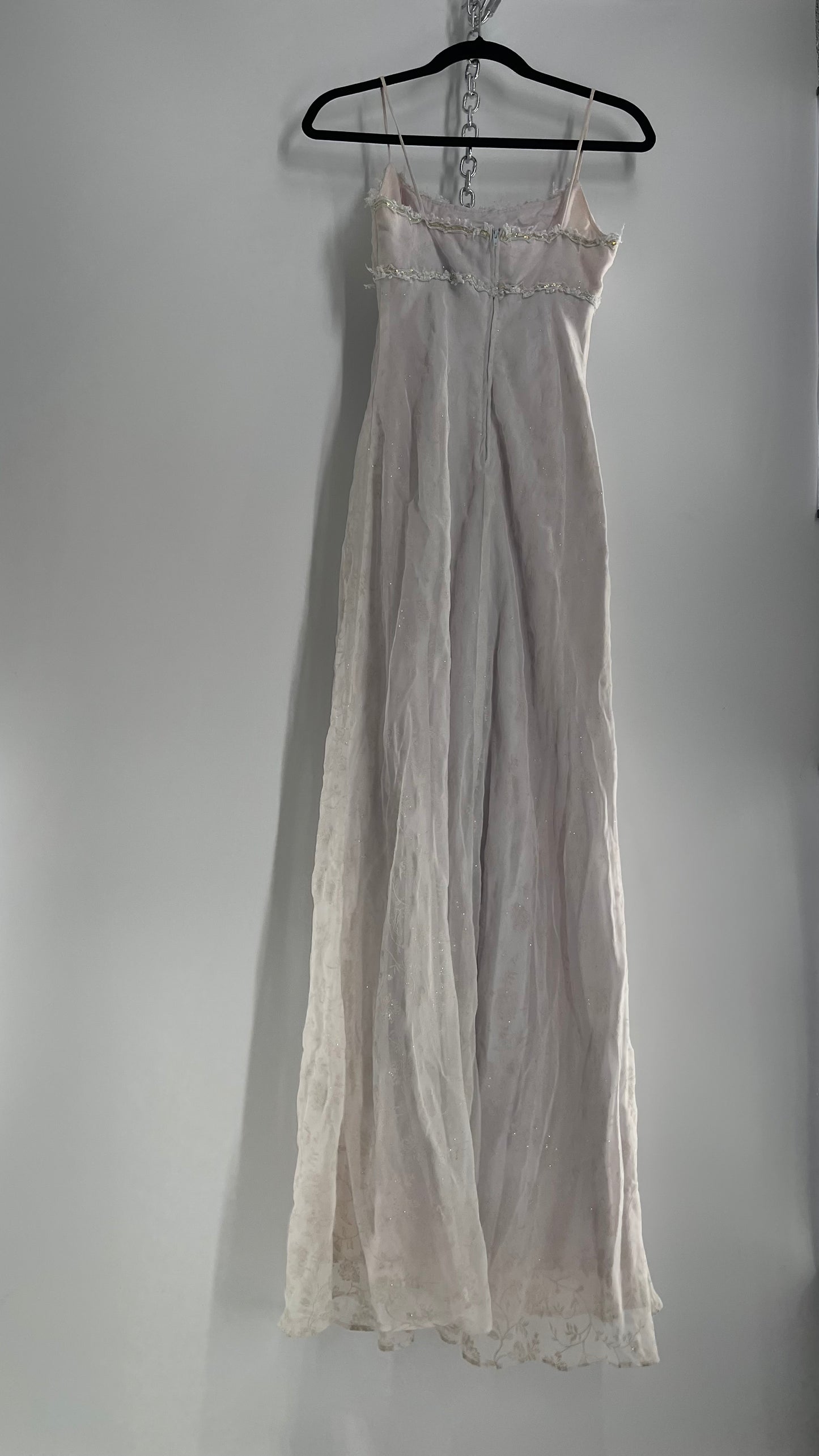 Vintage 1990s BLONDIE NITES by Jaslene Off White/Light Lilac Gown with Lace Trim (5)