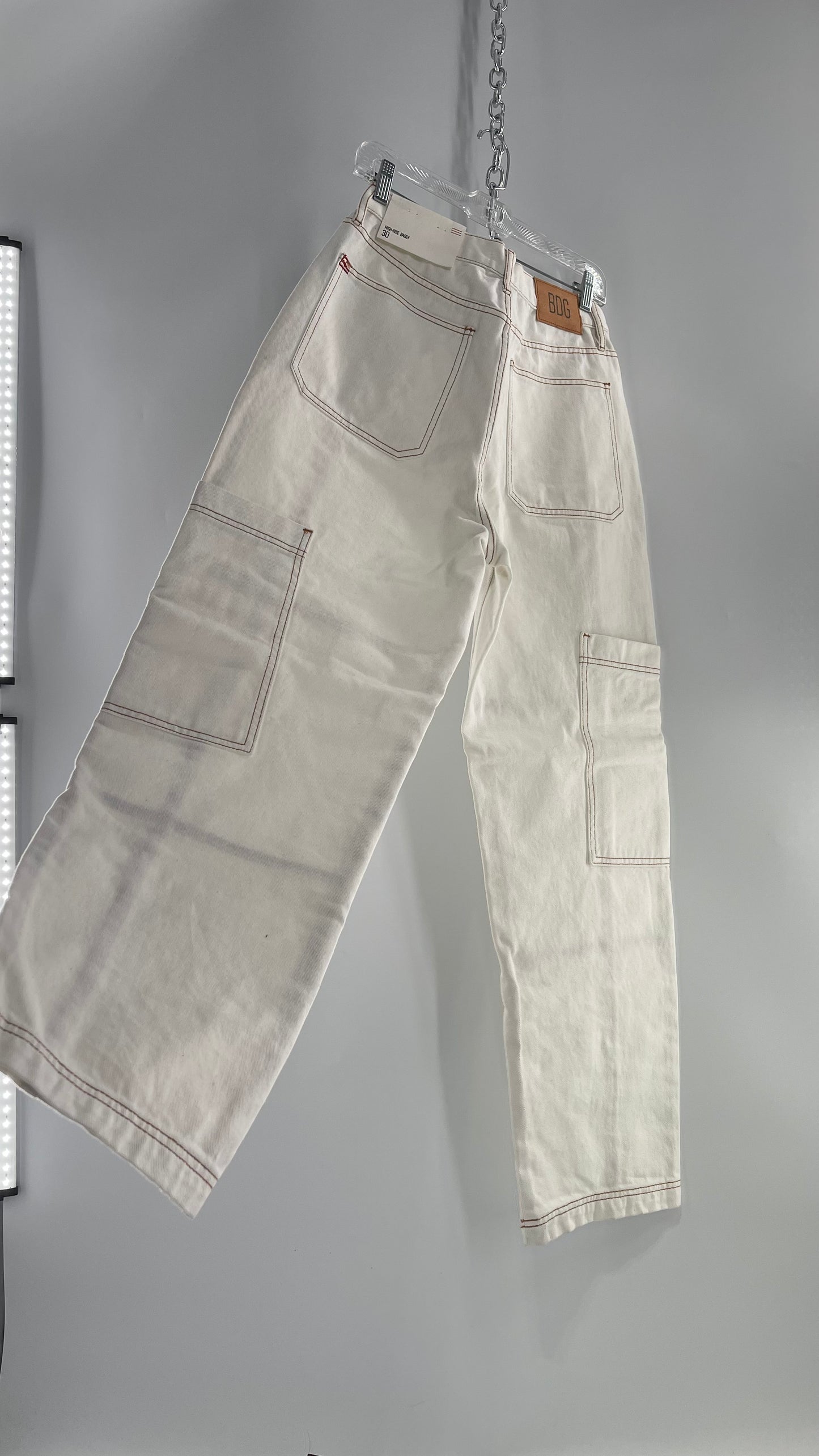 BDG White Denim Wide Leg High Rise Baggy Cargo Wide Legs (30)