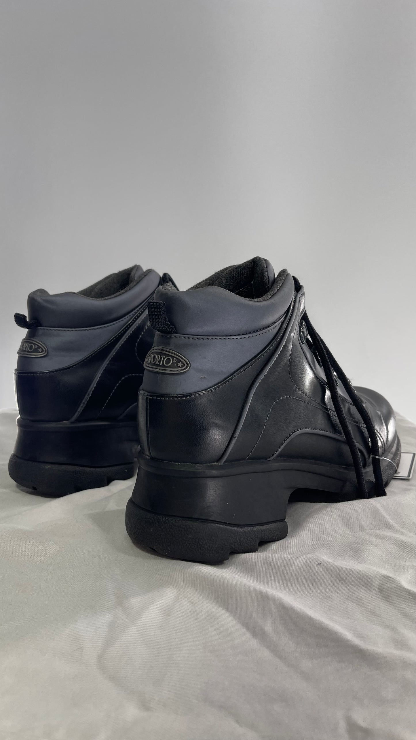 1990s Vintage SPORTO Metallic Blue and Black Round Toe Platform Sneaker Boot (9)