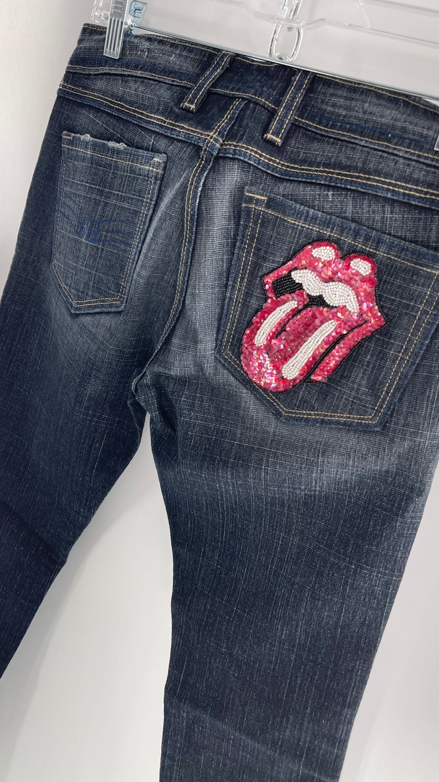 Vintage Smart AS JEANS Dark Wash with Grain and Embroidered/Embellished Kiss Rock Logo (28)
