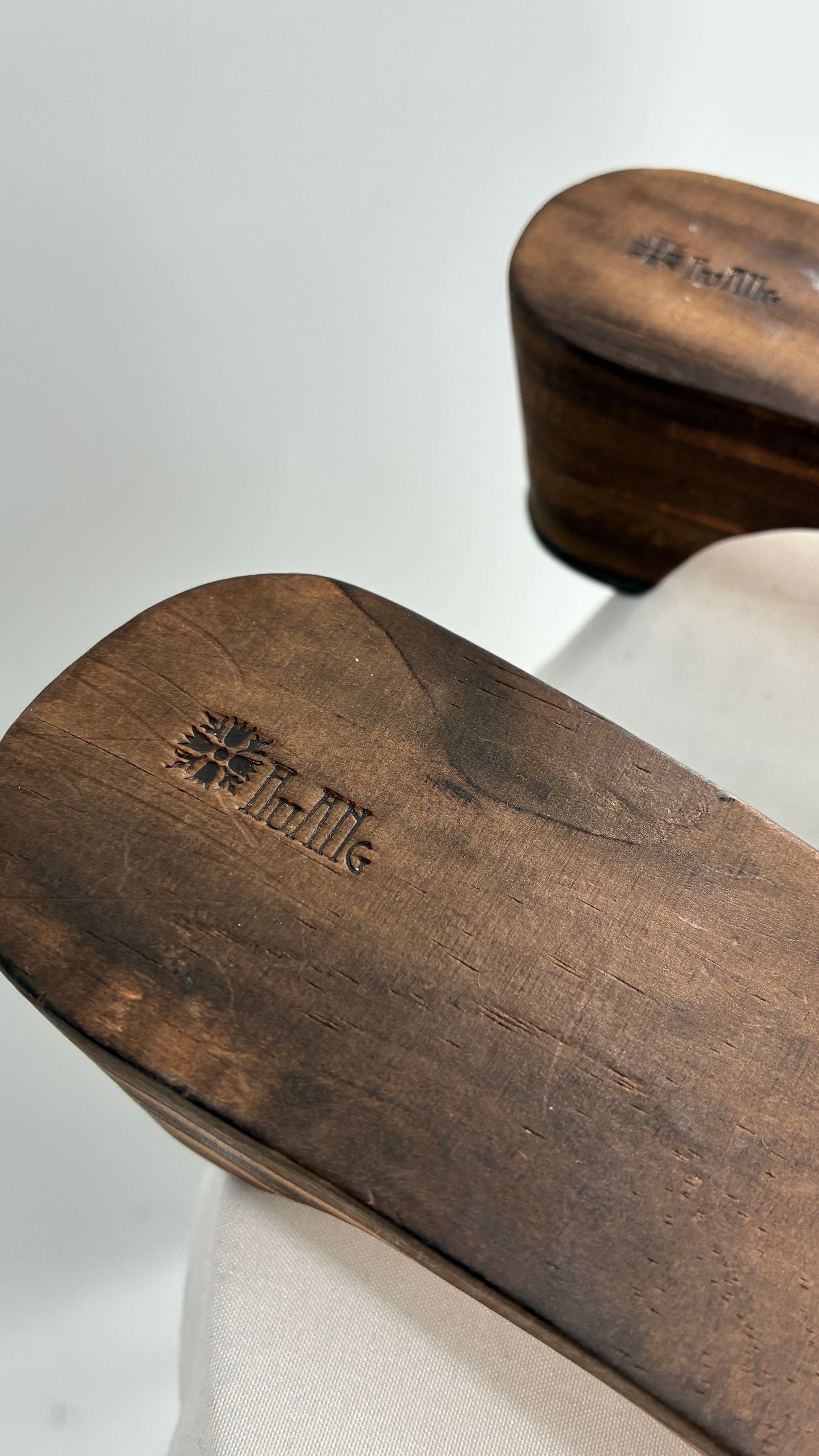 Vintage HUANG Wooden Sandal Clog with Floral Patterned Strap (8.5)