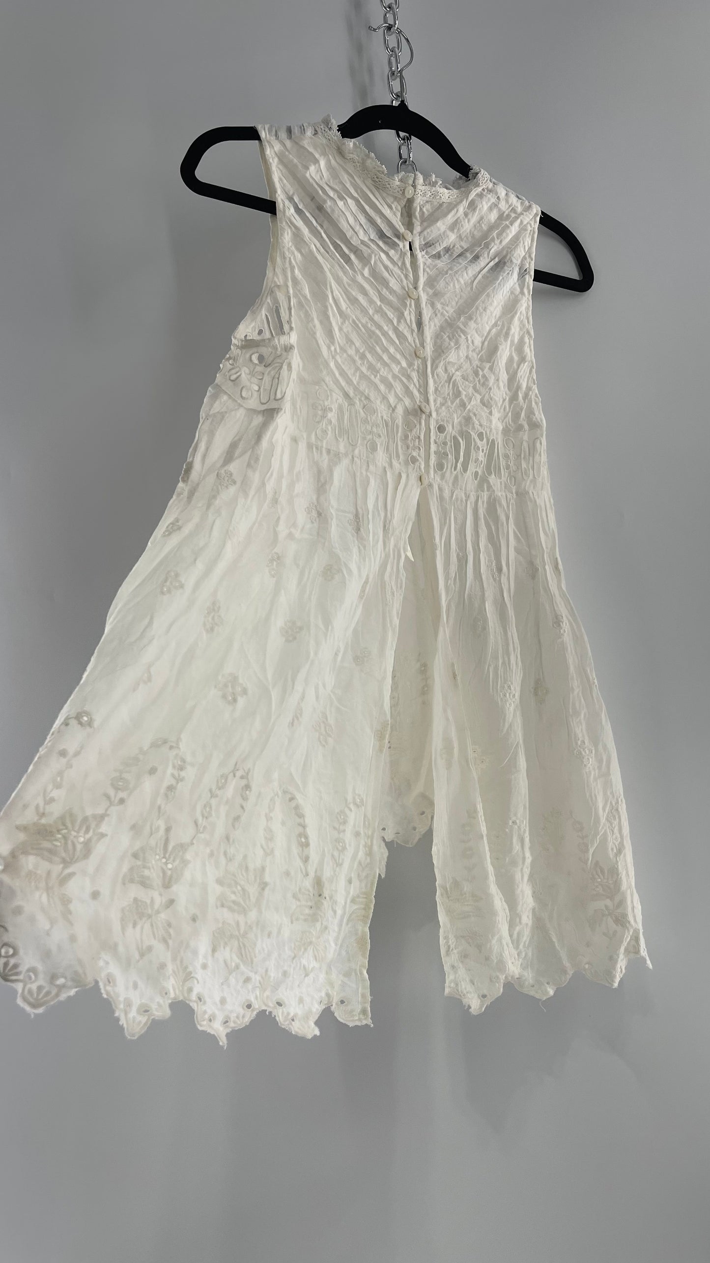 Free People White Cotton Eyelet Embroidered Lace Tank with Pleating, Buttoned and Slit Back (Small)
