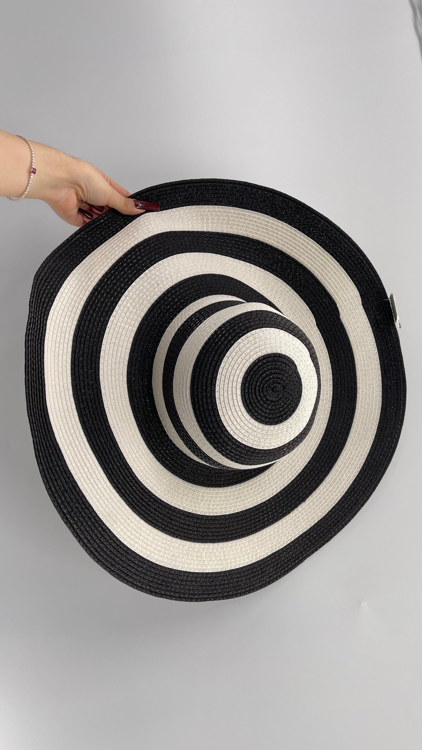 Black and White Striped Sun Hat