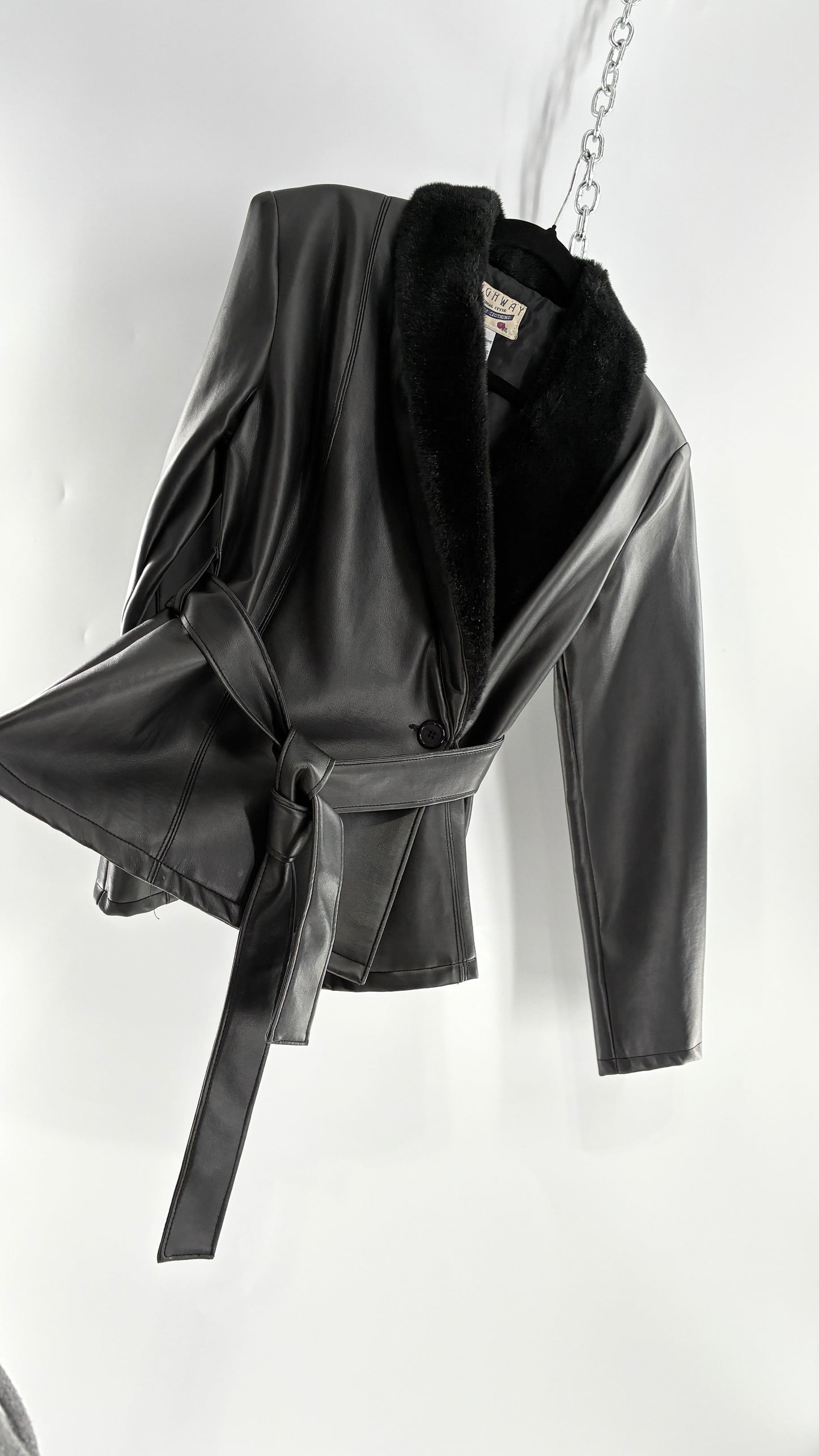 Vintage HIGHWAY Lifestyle Clothing (Medium)