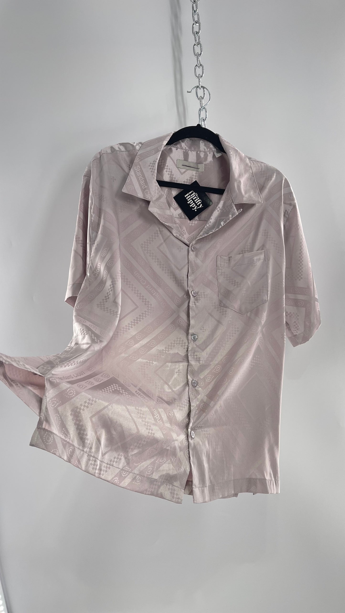 STANDARD/CLOTH Men’s Silver/Lilac Silky Shiny Button Up Short Sleeve (Large)