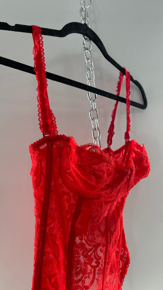 90s Vintage Red Lace Corset with Ruffled Sleeves and Removable Garter Straps (32B)