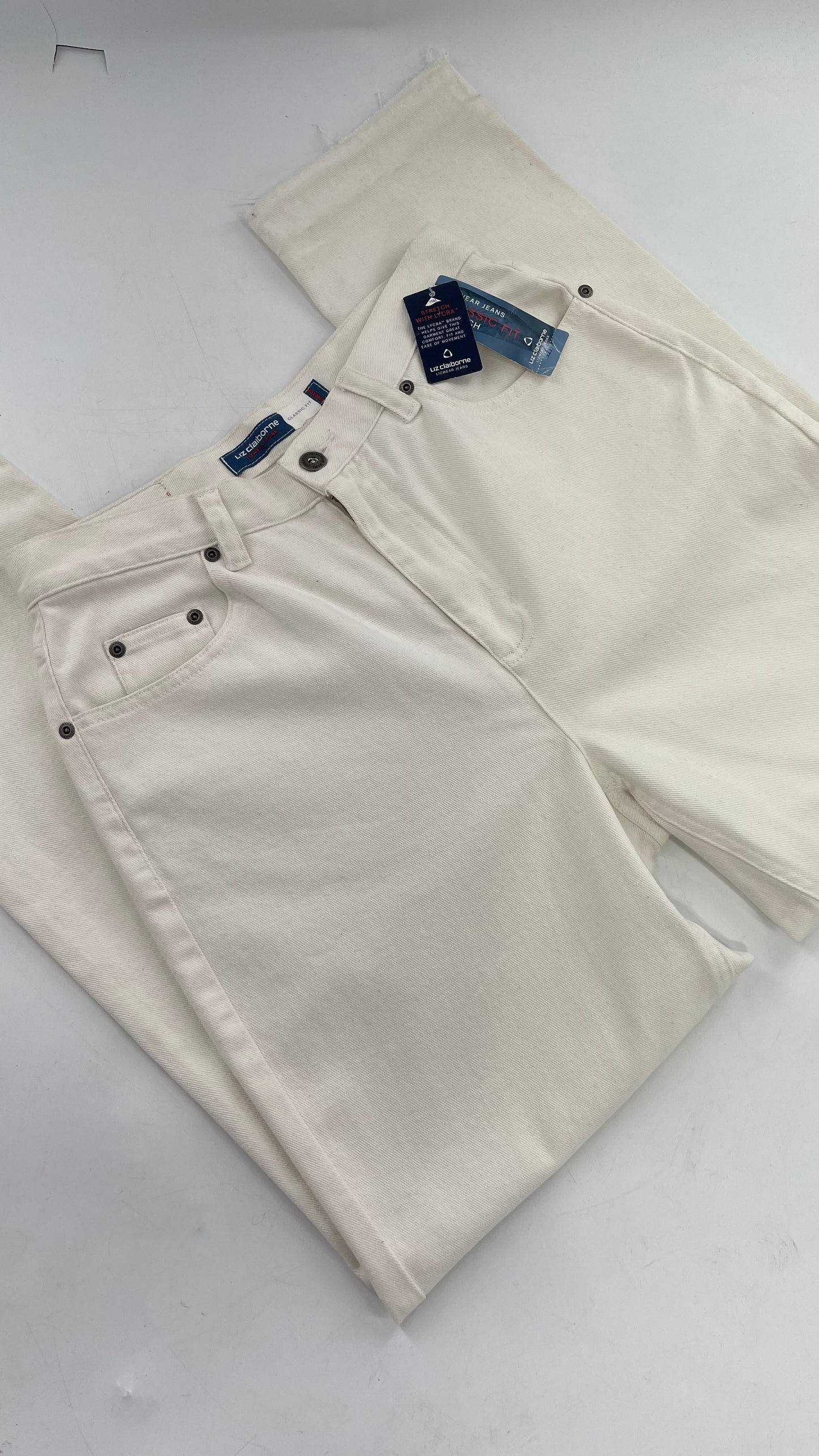 Dead stock Vintage White Liz Claiborne Jeans with distressed hem(Size 10 regular)