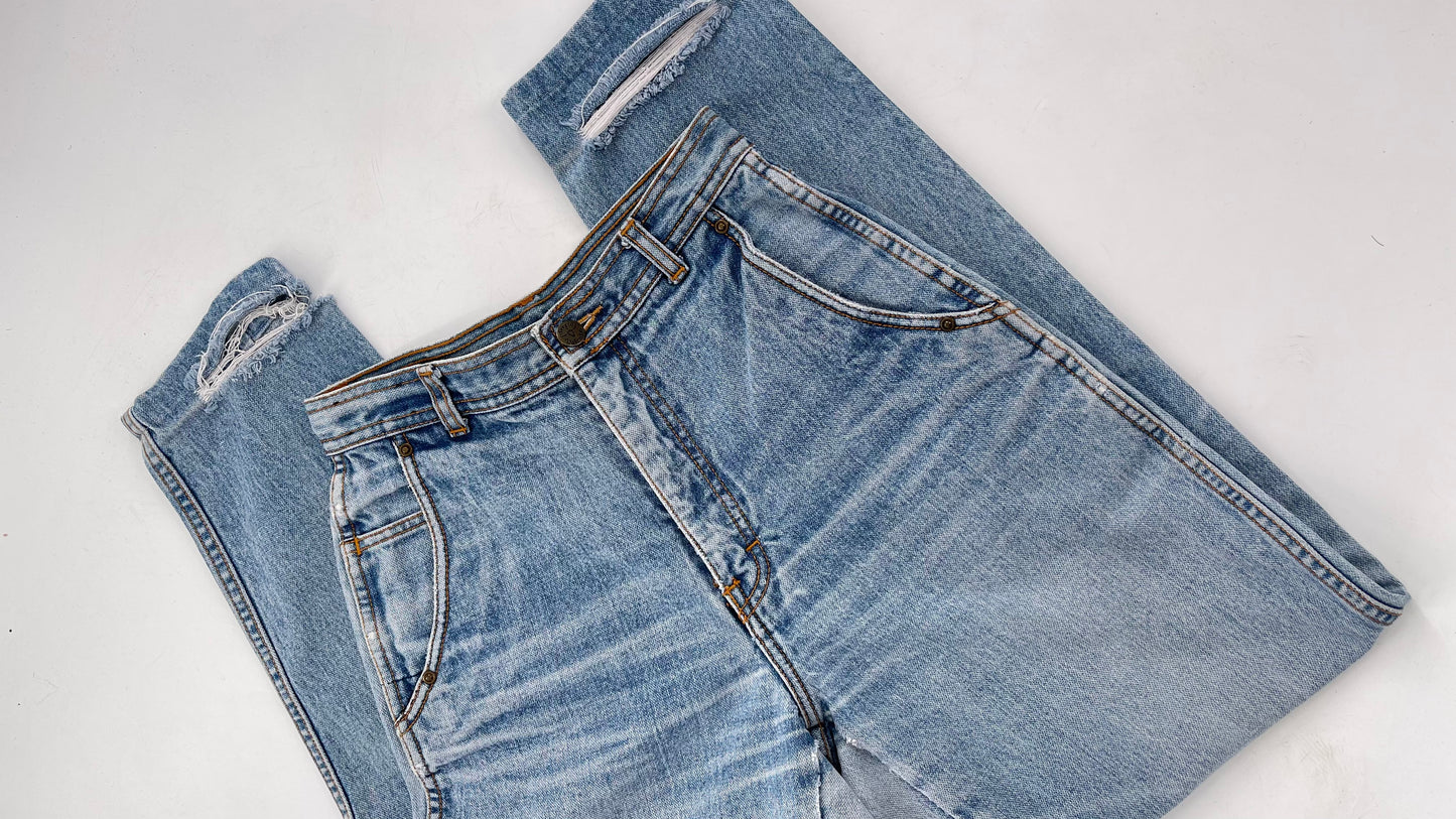 Vintage Sergio Valente Light Blue Ultra High Waisted Mom Jeans with Distressing (28)
