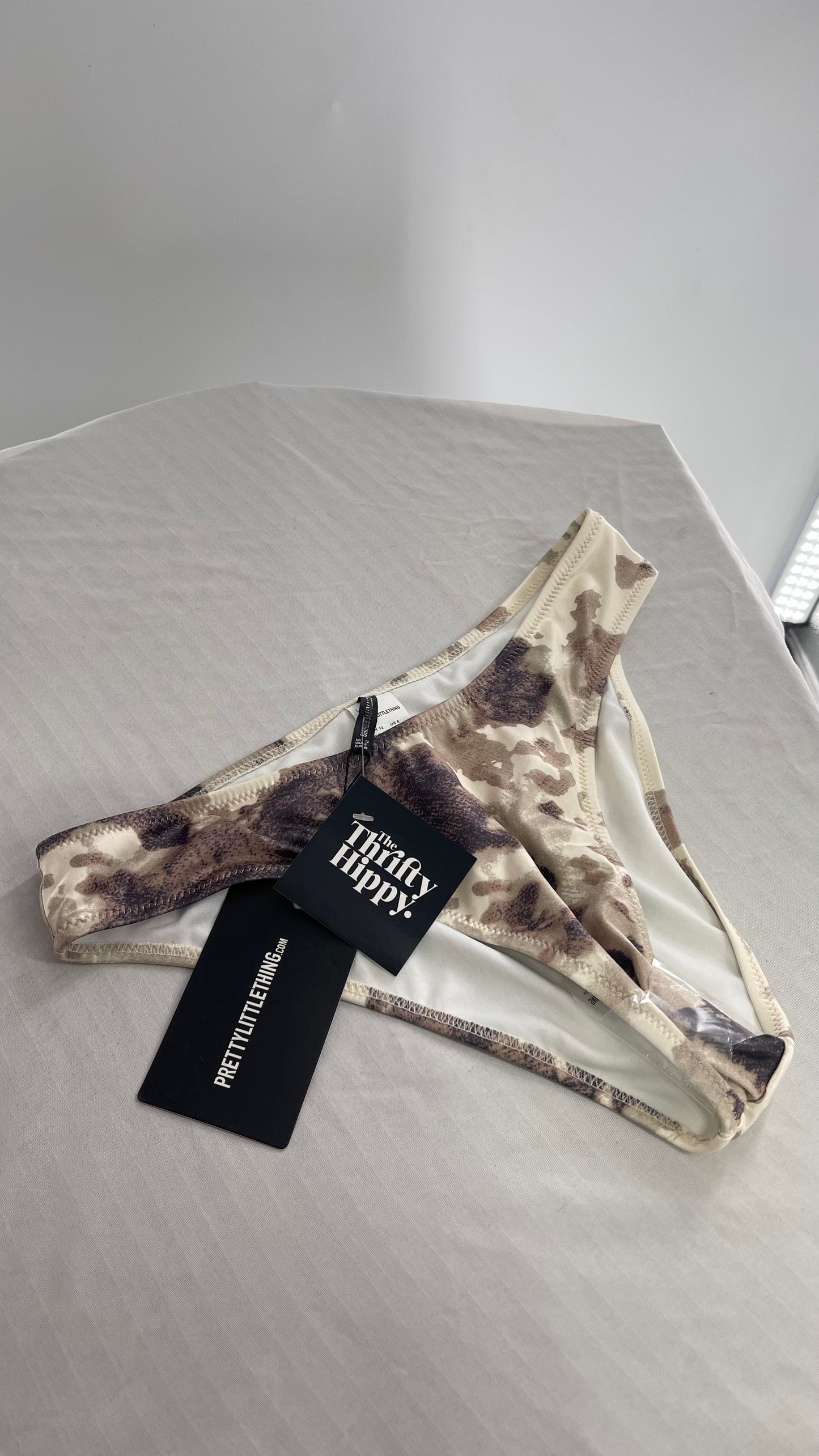 Pretty Little Thing Brown Graphic Swimsuit with Tags Attached (8)
