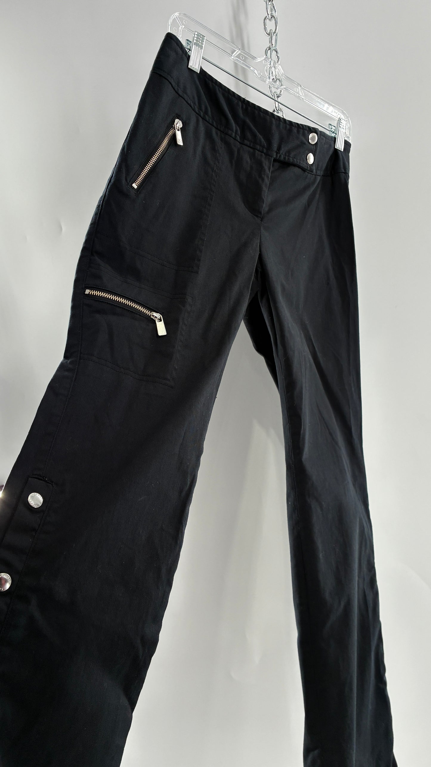 Vintage MICHAEL KORS Black Button Leg Kick Flare Low Rise Pants with Zipper Details and Side Closure (6)