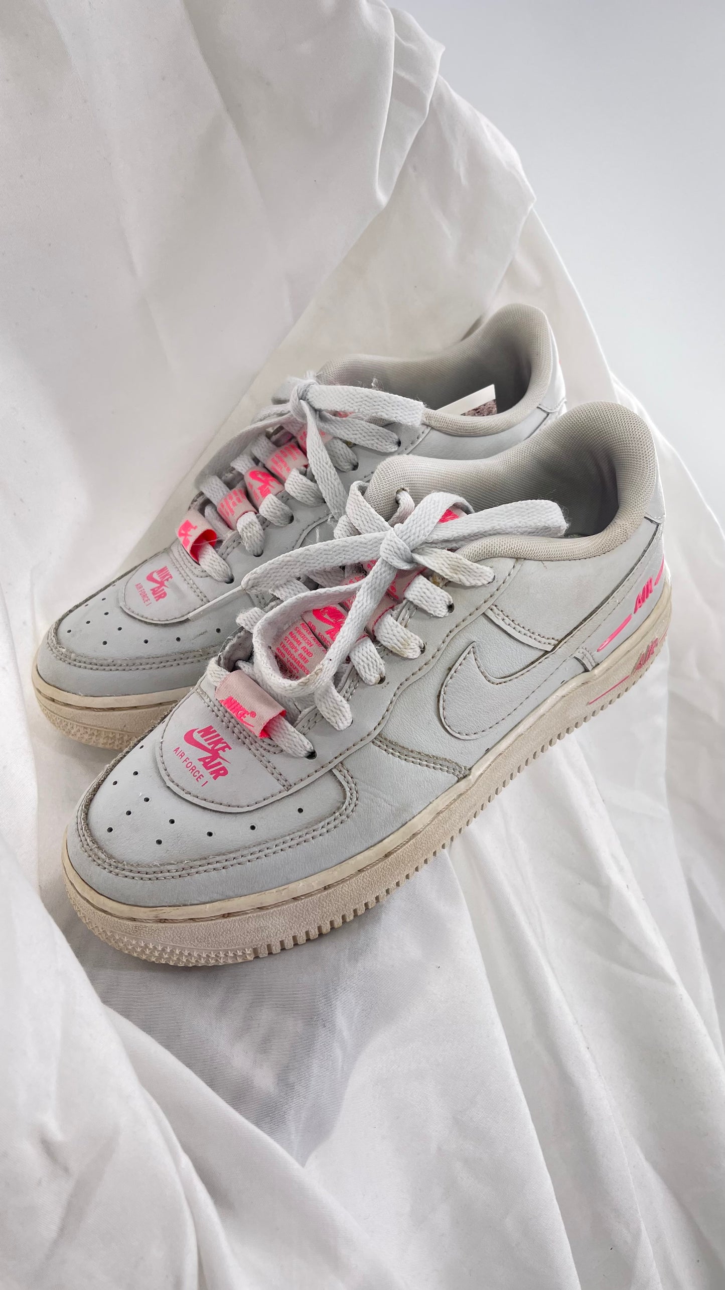 Custom Nikes Worn White with Tags on Laces and Neon Pink Details (4Y)