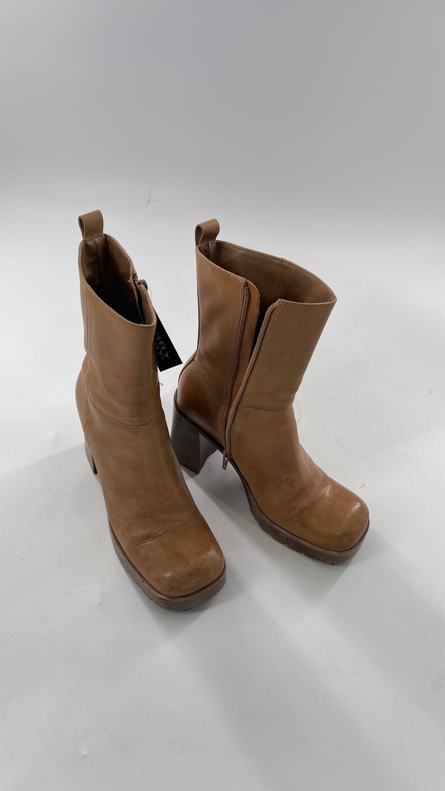 Vintage 90s Steve Madden Tan Leather Funky Square Toe Boot with Platform and Chunky Heel