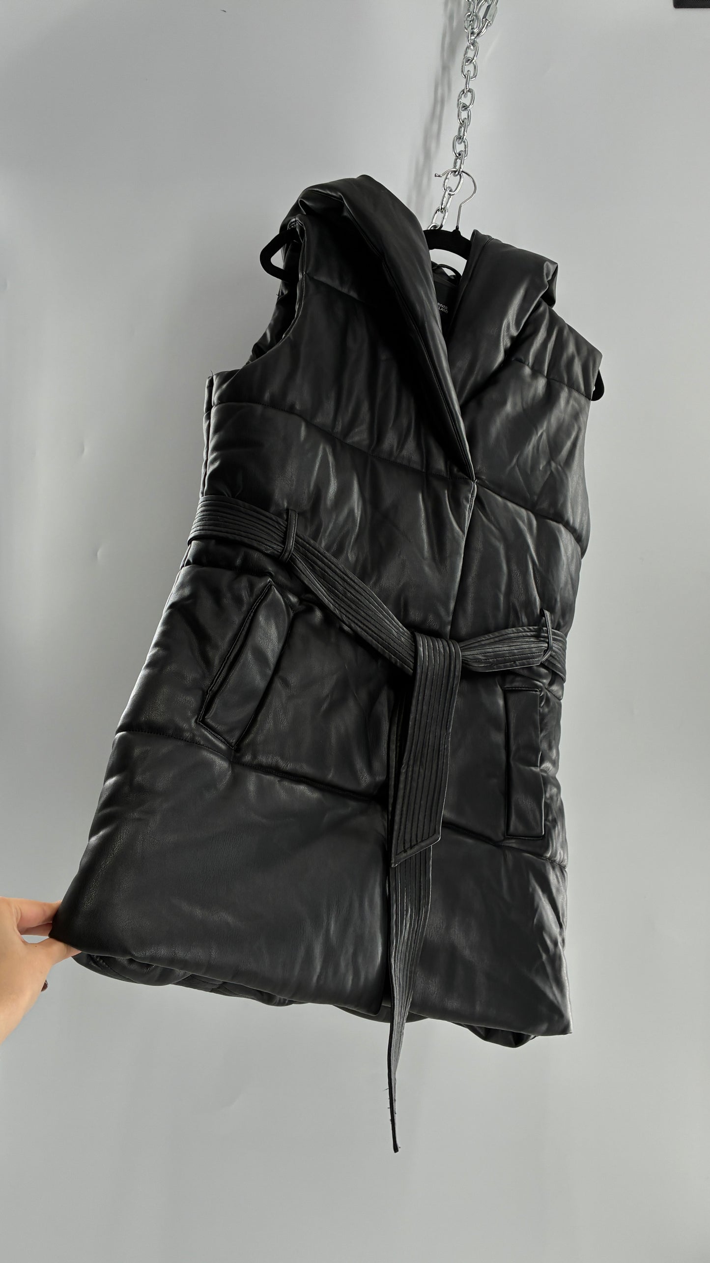 River Island Black Vegan Leather Puffer Style Sleeveless Vest (Small)