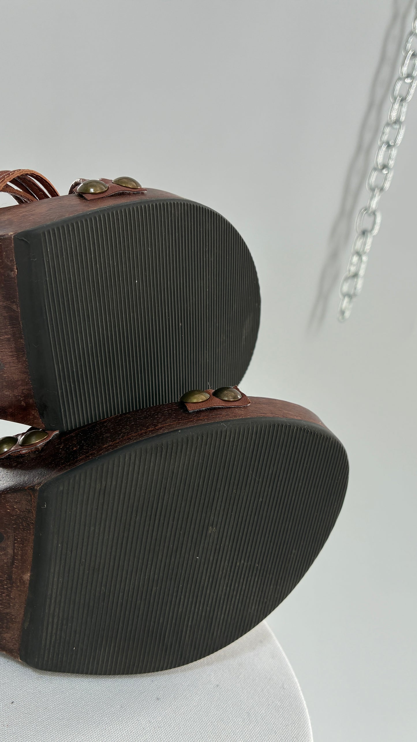 Vintage Wooden Heel with Brown Thong Strappy Detail (9)