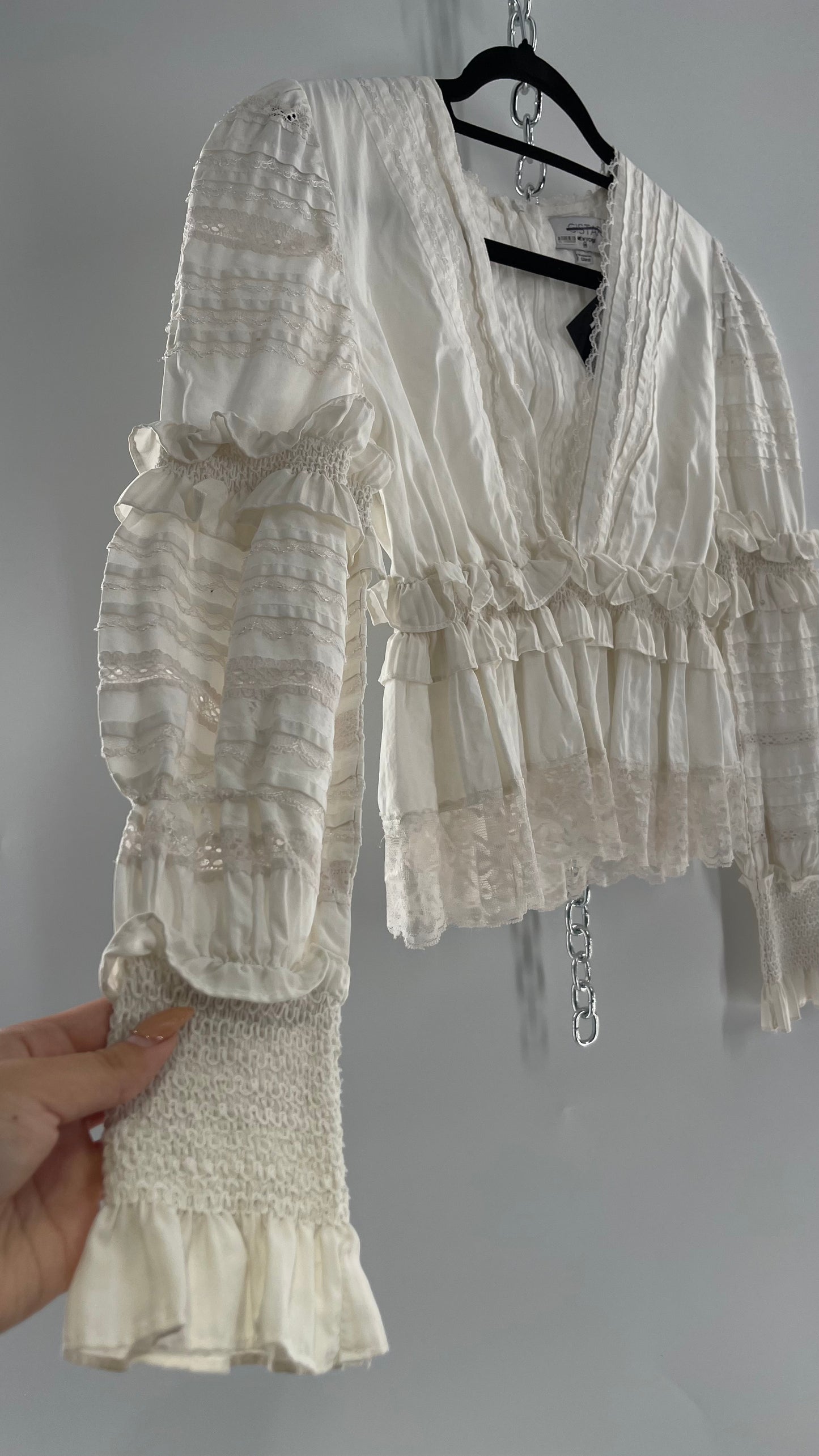 CISTAR NEW YORK White Balloon Sleeve Blouse Adorned in Delicate Ruffled and Lace (Medium)