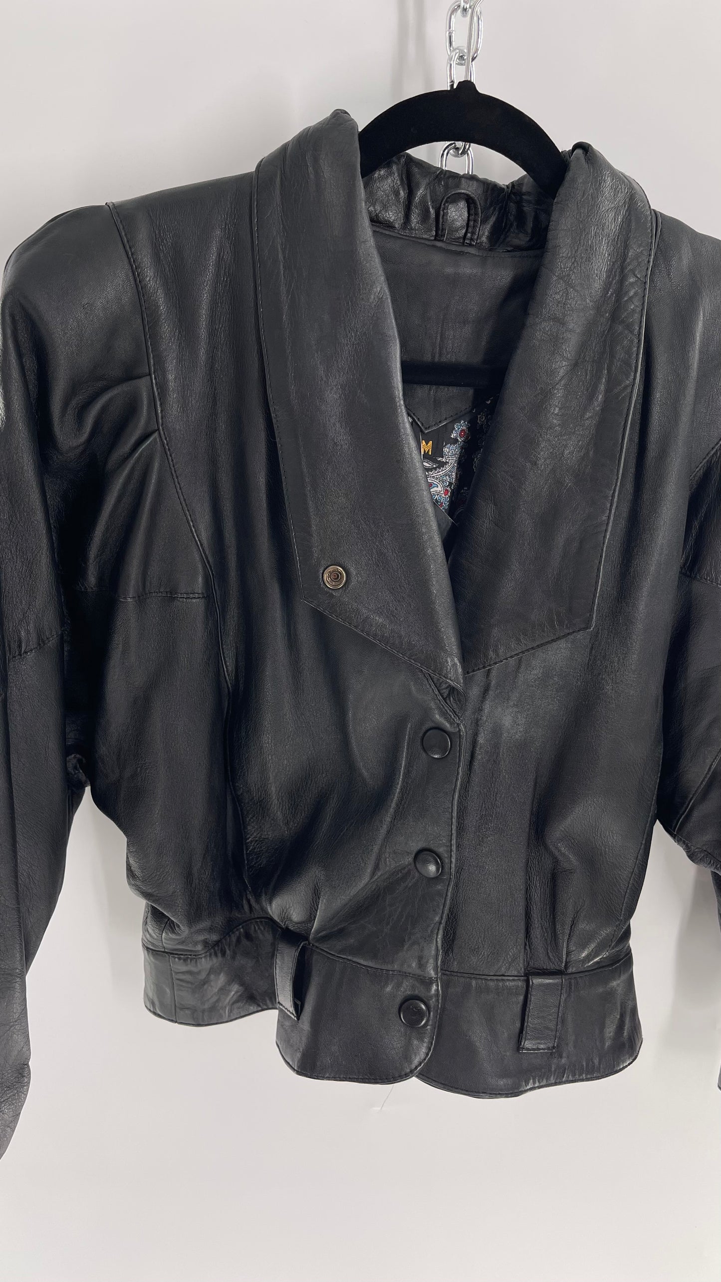 Vintage Black Leather Cropped Motorcycle Jacket (Medium)