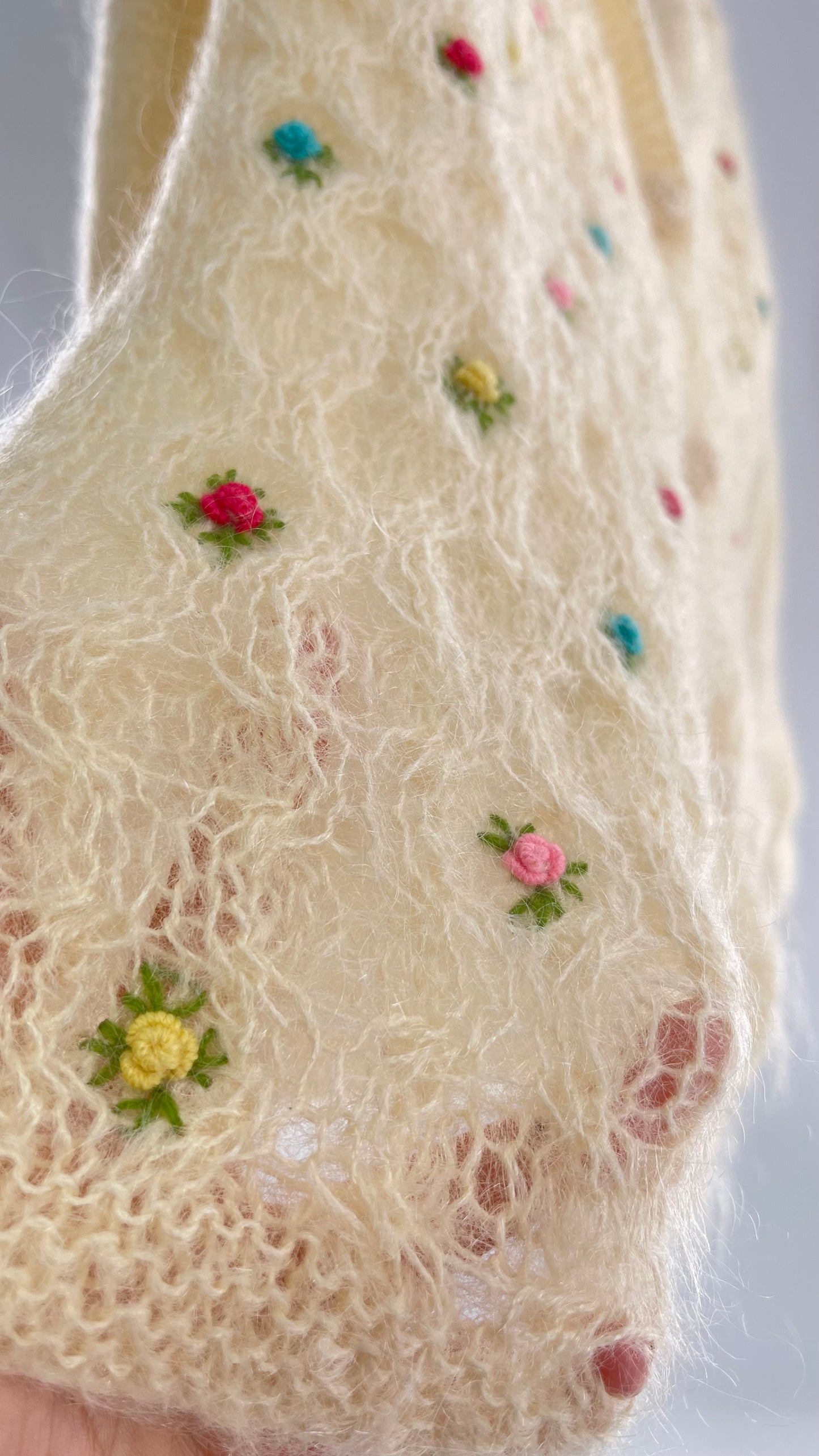 Vintage Best & Co Lil Rose, Cream Granny Cardigan (Medium)