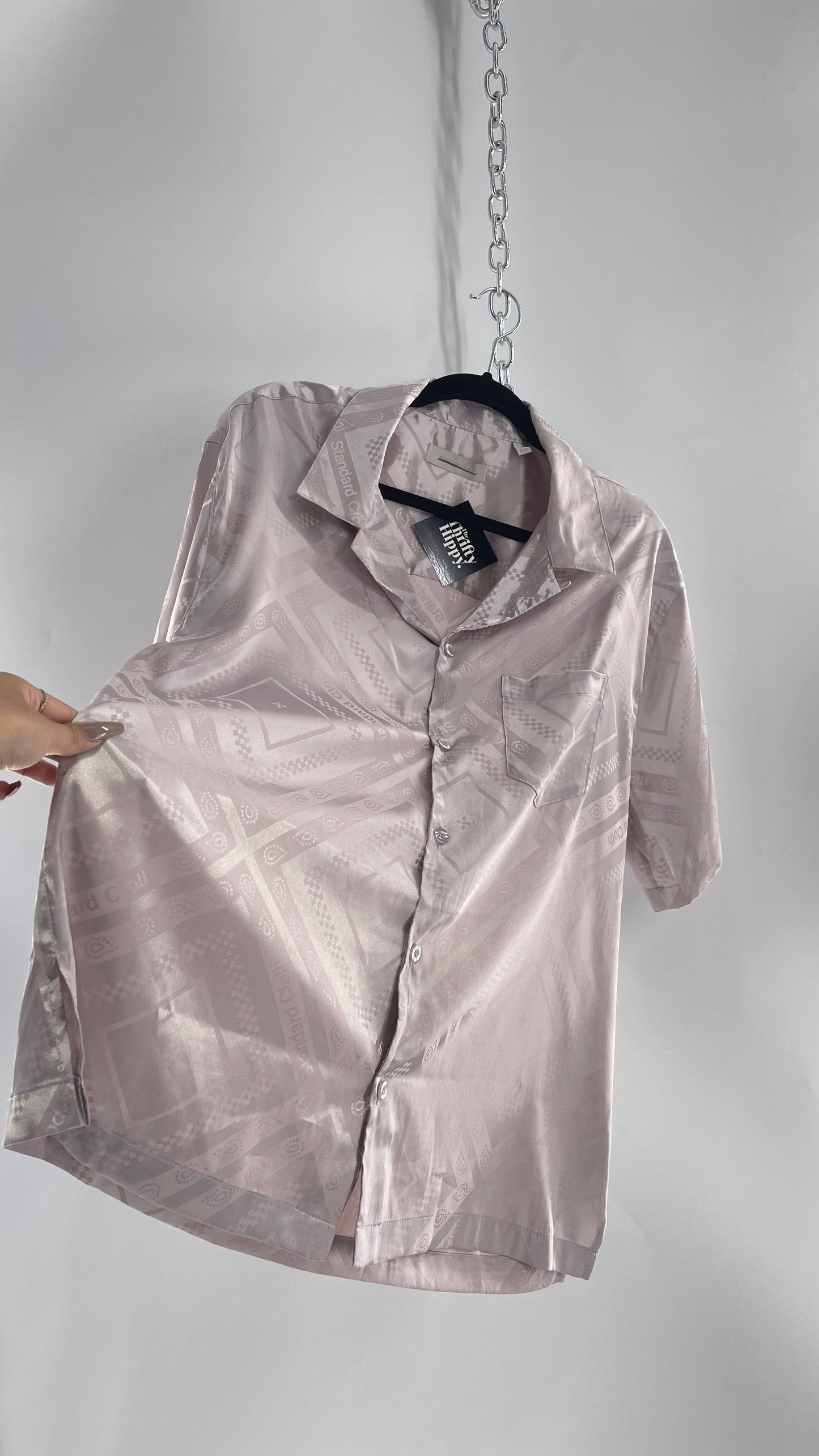 STANDARD/CLOTH Men’s Silver/Lilac Silky Shiny Button Up Short Sleeve (Large)