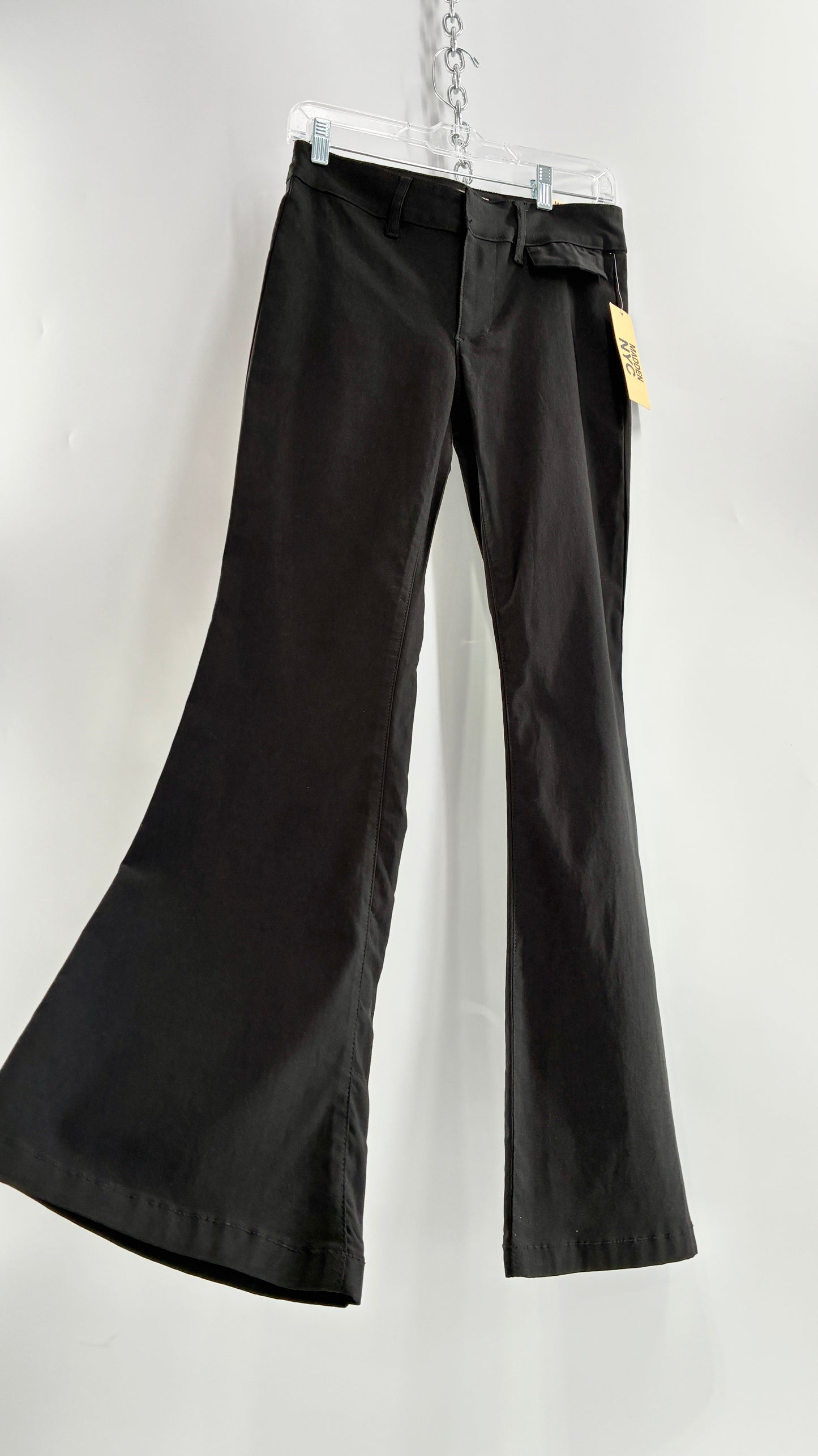 Deadstock Vintage MADDEN NYC Stretchy Black Mid Rise Flare (Small)