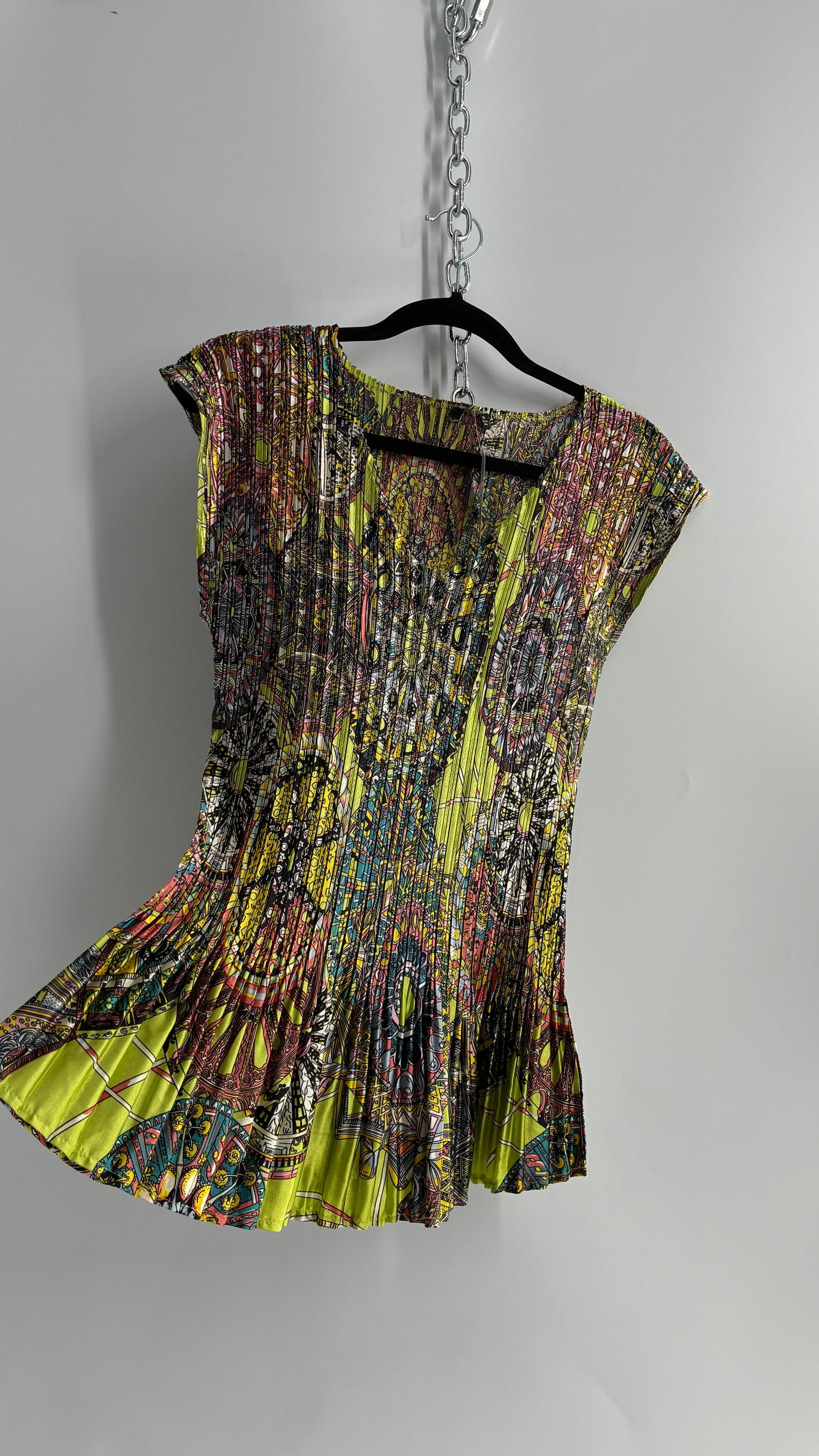 Vintage Fluted Crimped Lime Green Paisley Camisole (XL)