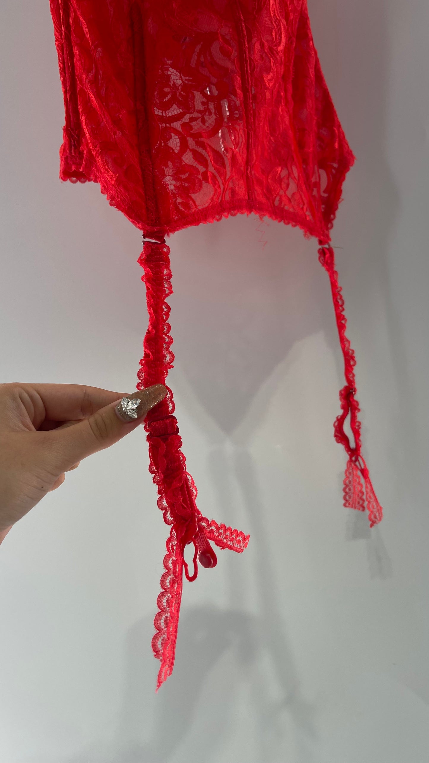 90s Vintage Red Lace Corset with Ruffled Sleeves and Removable Garter Straps (32B)