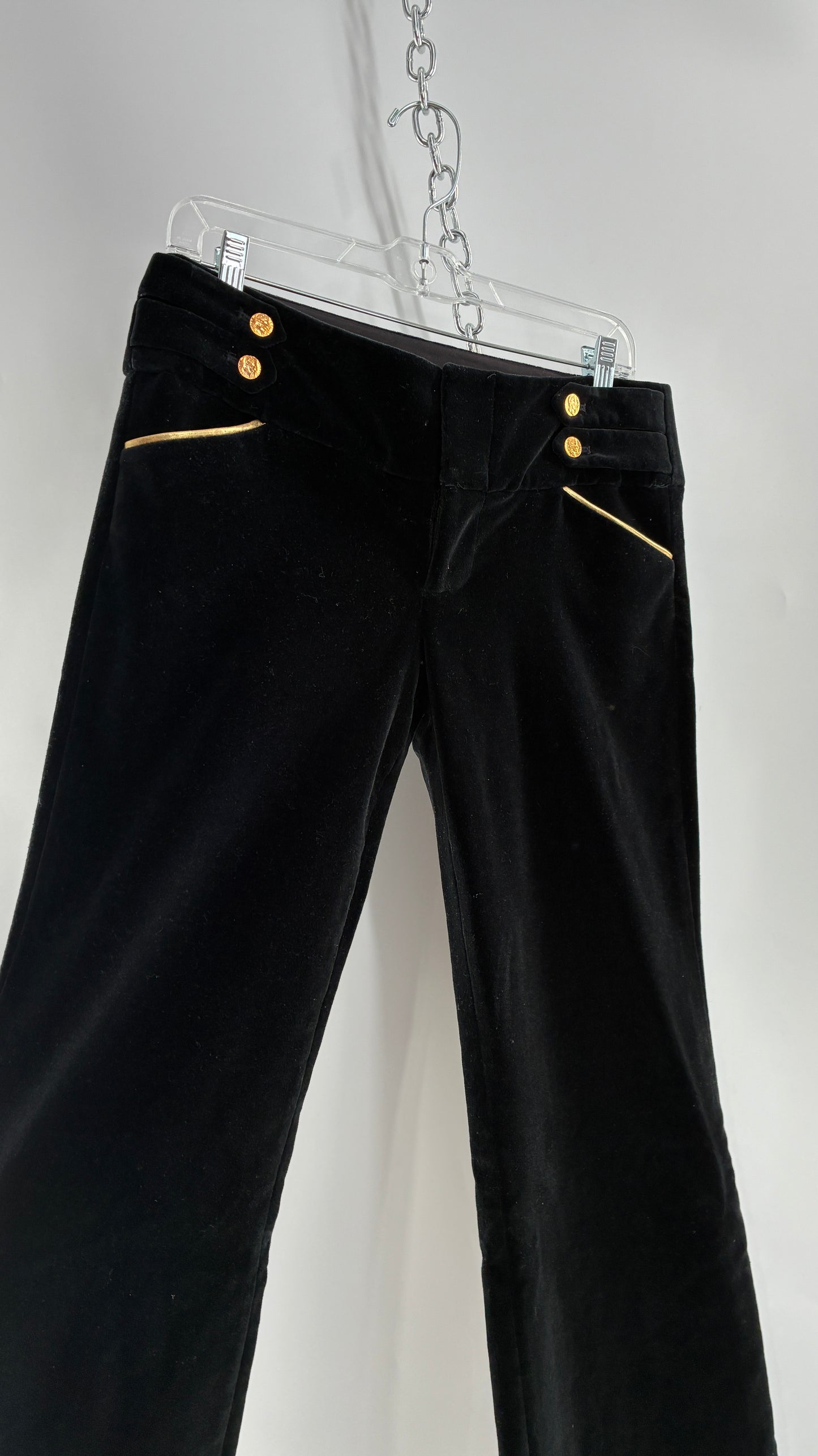 Vintage Alice + Olivia Thick Black Velour Low Rise Kickflare Pants with Thick Waistband with Gold Coin Detailing (6)