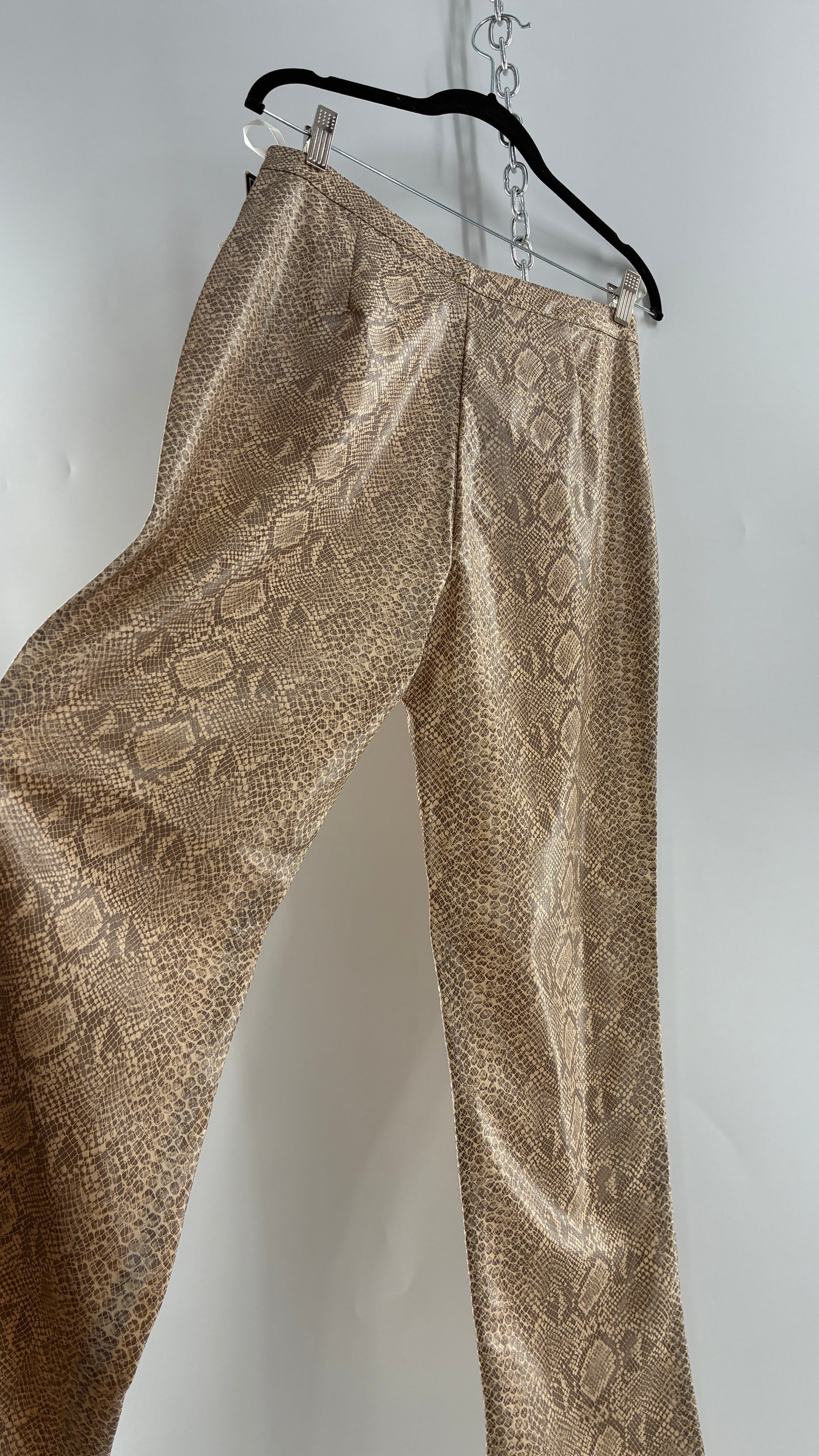Deadstock Vintage FUDA Vegan Leather Snakeskin Patterned Straight Legs (10)