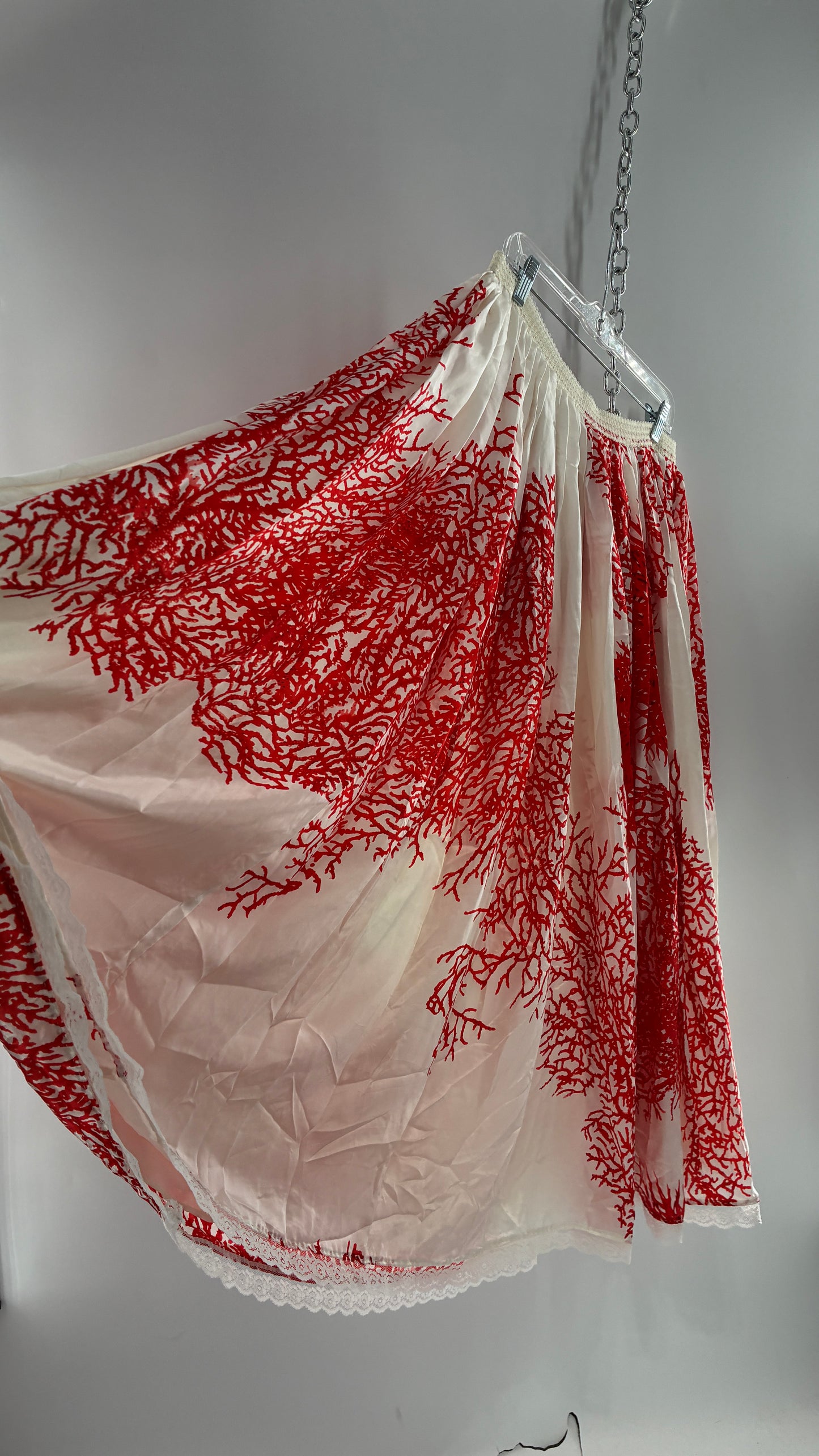 Handmade Vintage Full Length Voluminous Silky Skirt with Red Design (Large)
