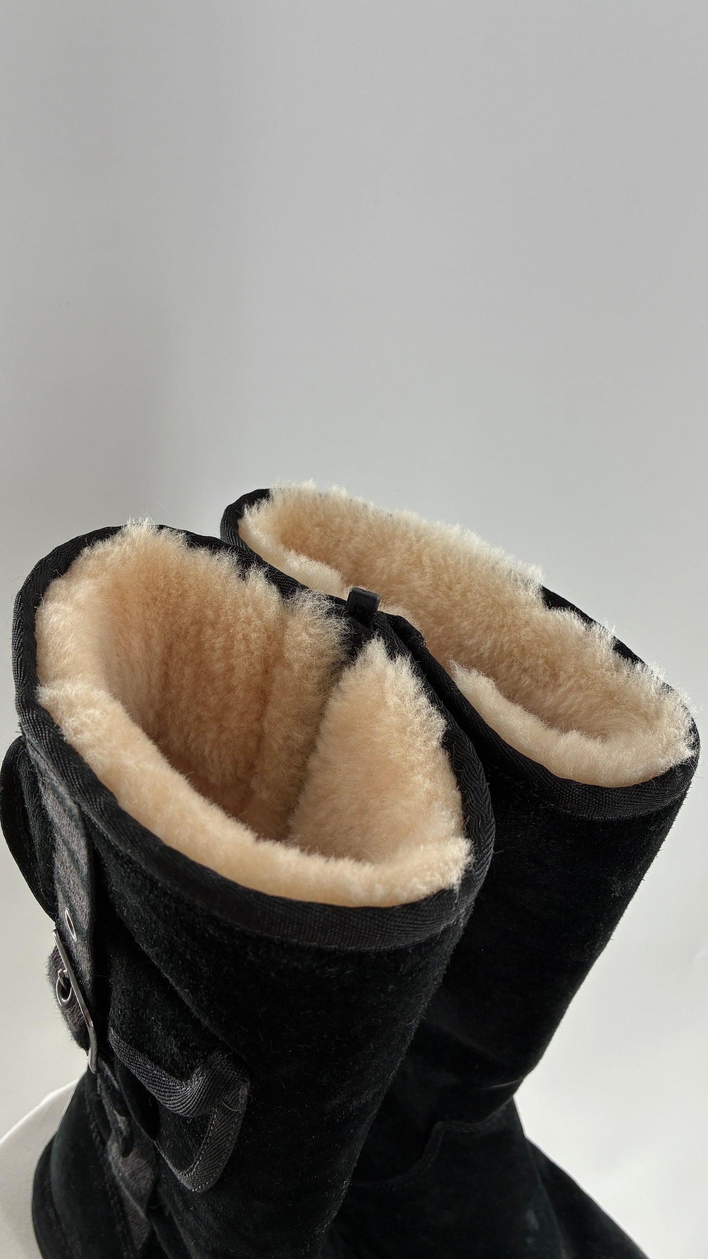 UGG Australia Black Suede Tall Cargo Boot (6)